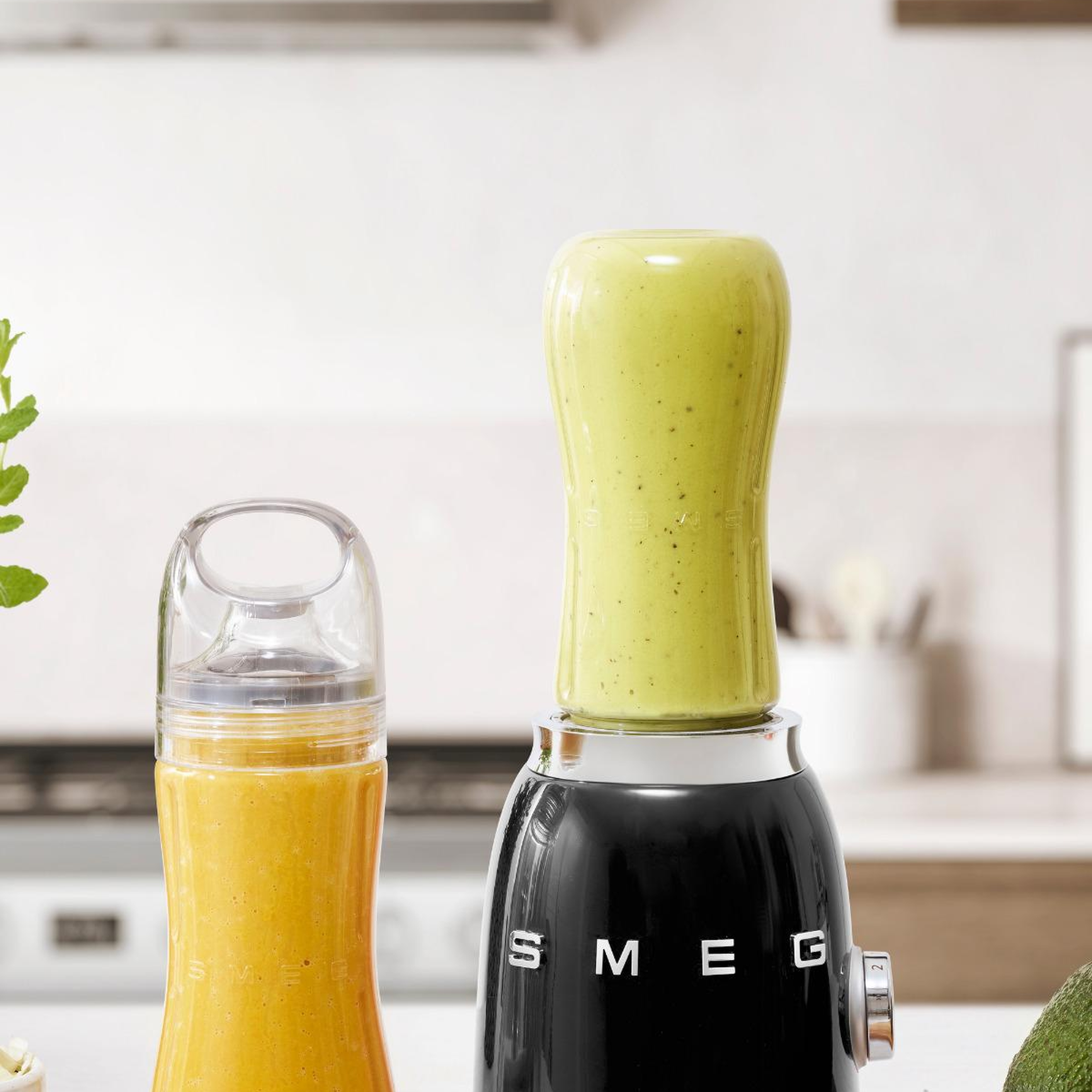 Smeg 50's Style Siyah Kişisel Blender - Double Bottle