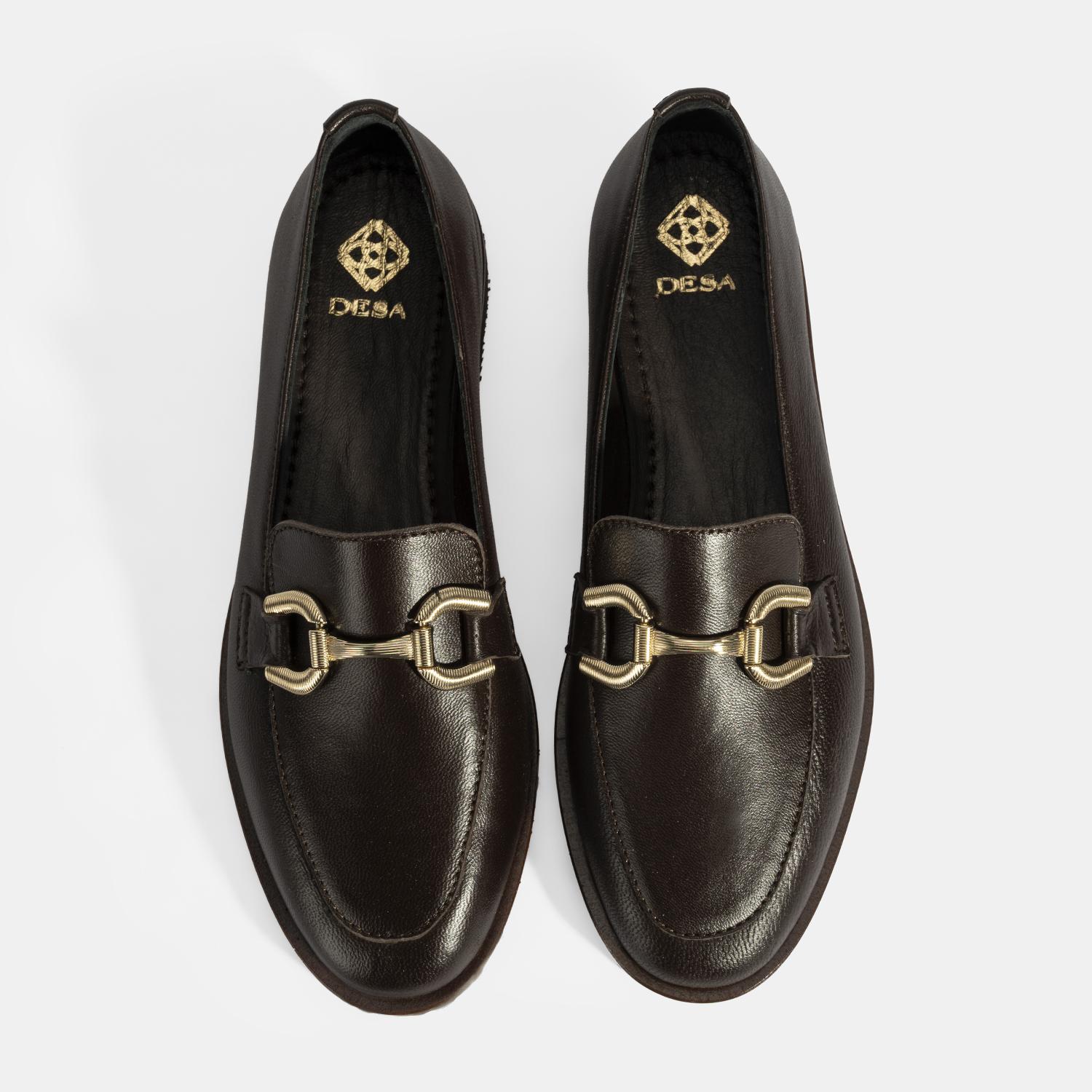 Kadın Kahve Metal Toka Aksesuarlı Deri Loafer