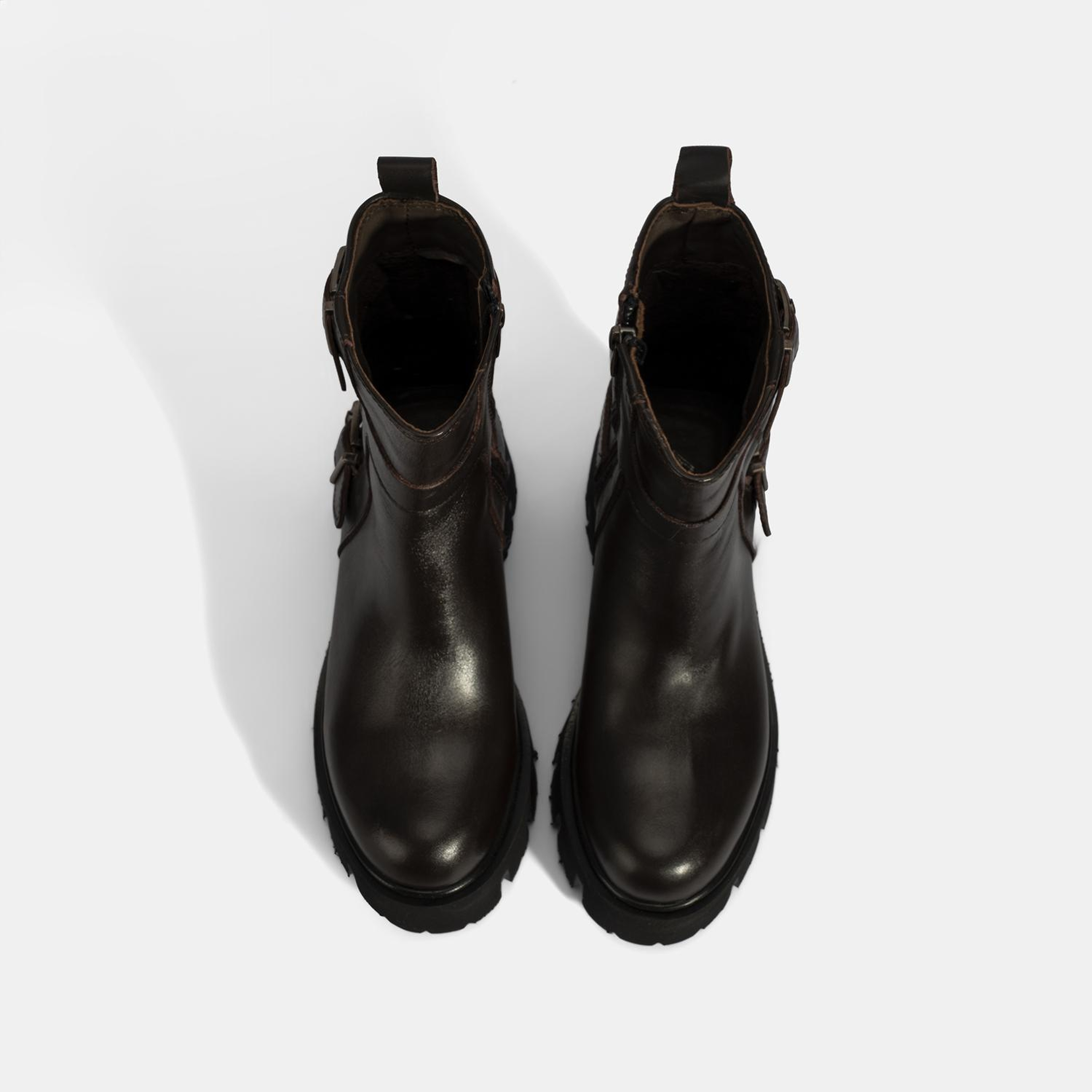 Kadın Kahve Metal Tokalı Deri Bot