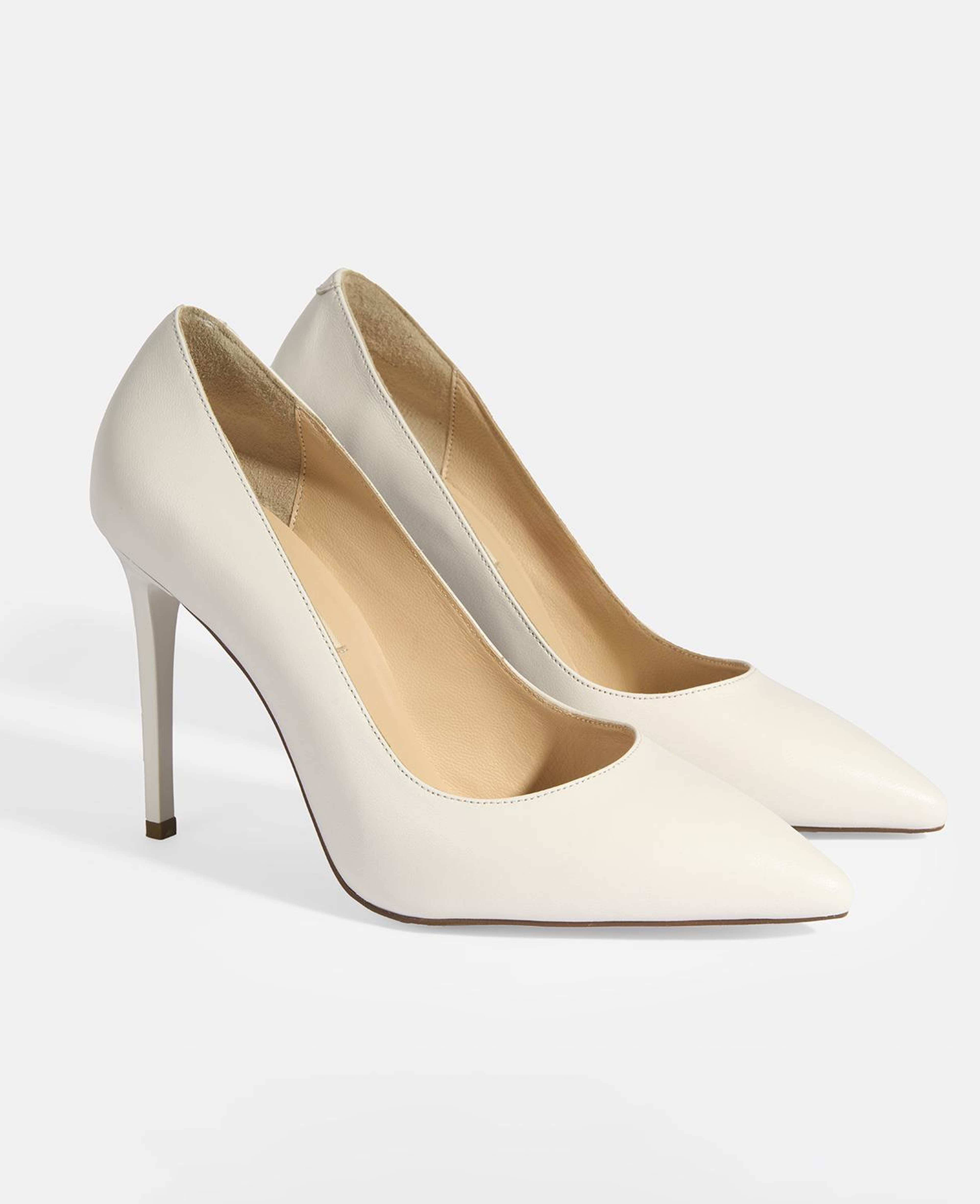 Kadın Beyaz Deri Topuklu Klasik Ayakkabı