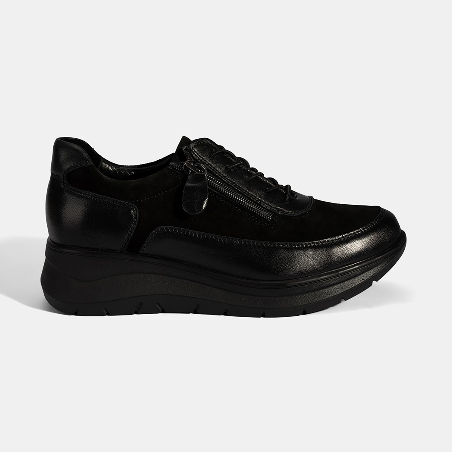 Kadın Siyah Bağcıklı DesaComfort Deri Ayakkabı