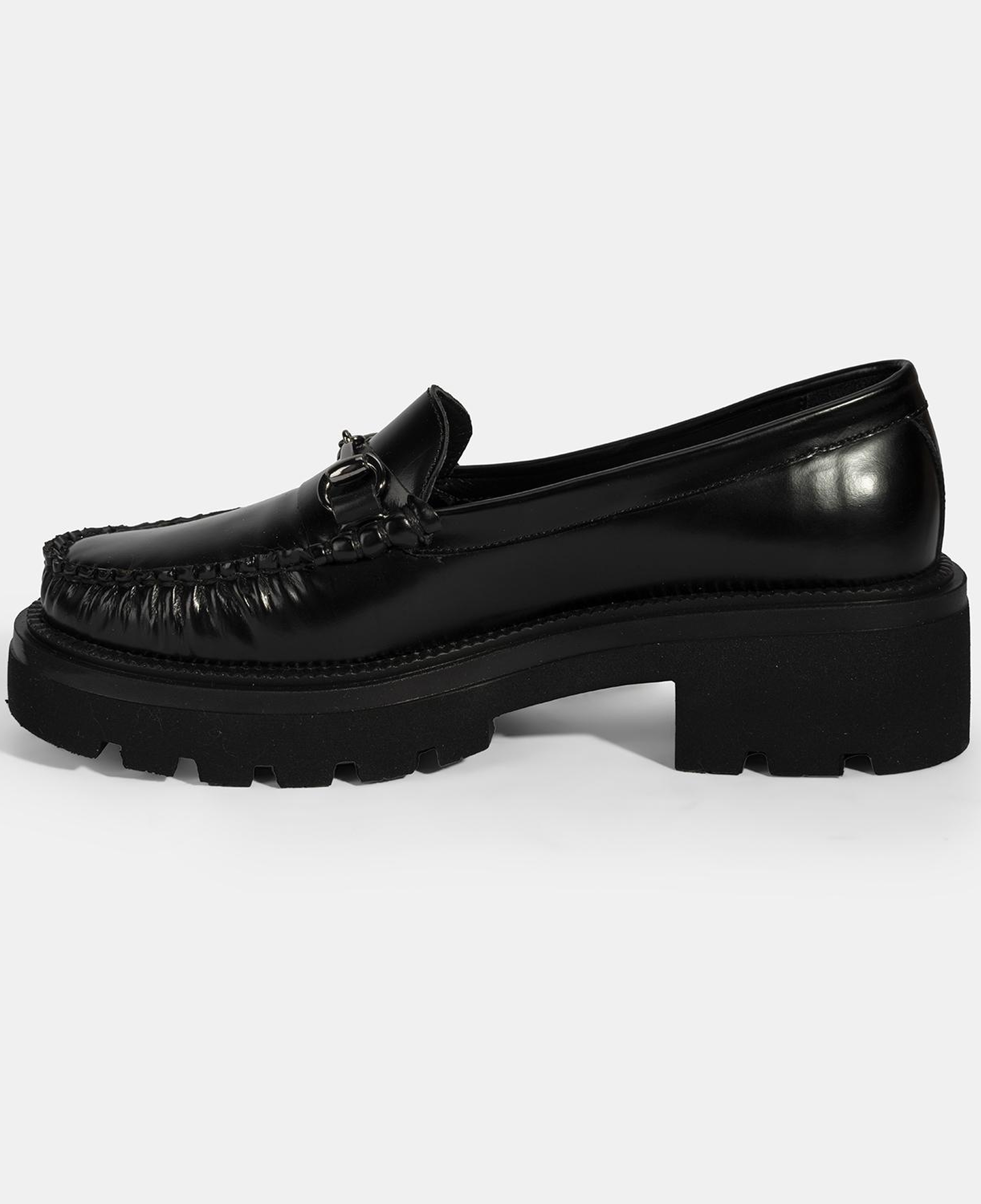 Kadın Siyah Metal Toka Detaylı Deri Loafer