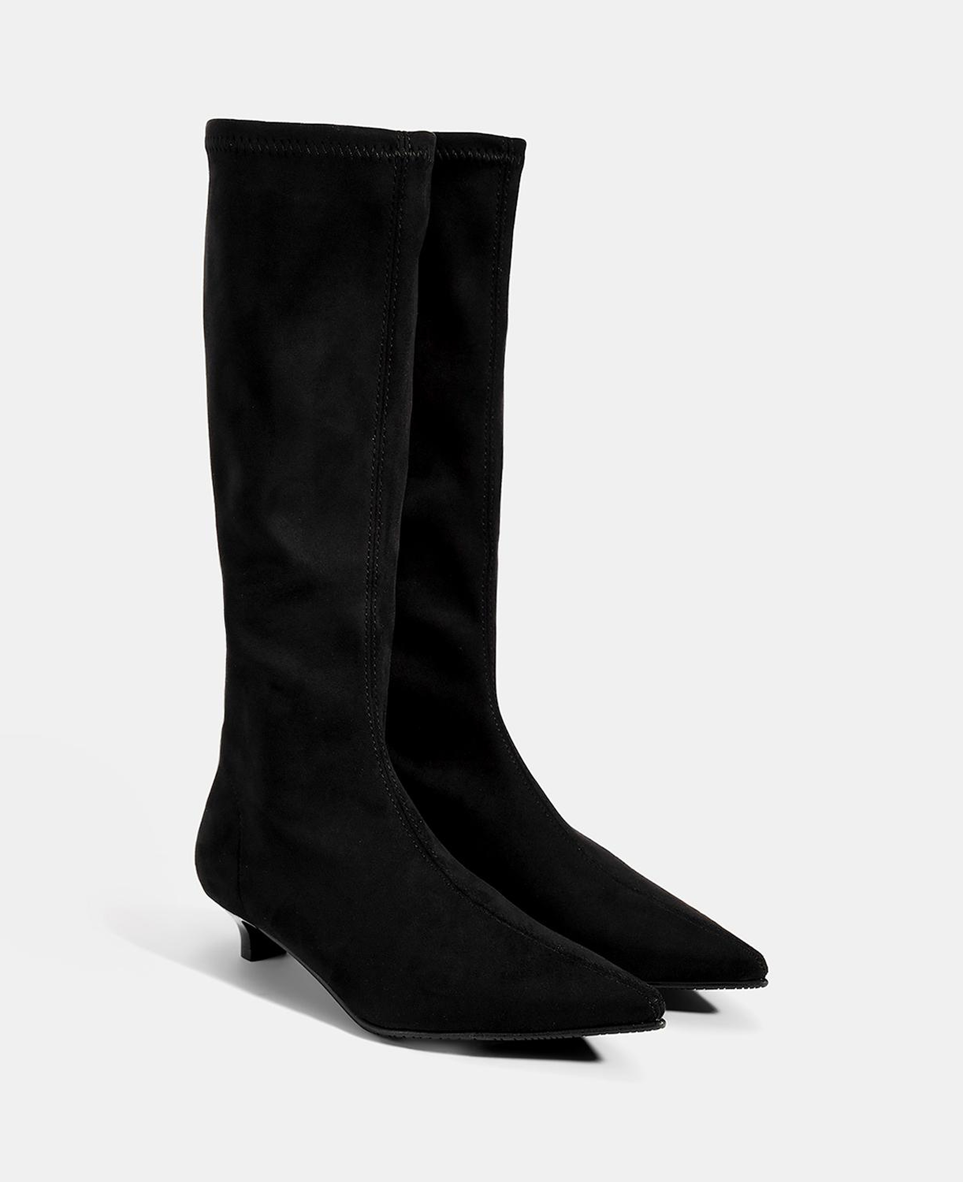 Kadın Siyah Sivri Burunlu Topuklu Stretch Çizme