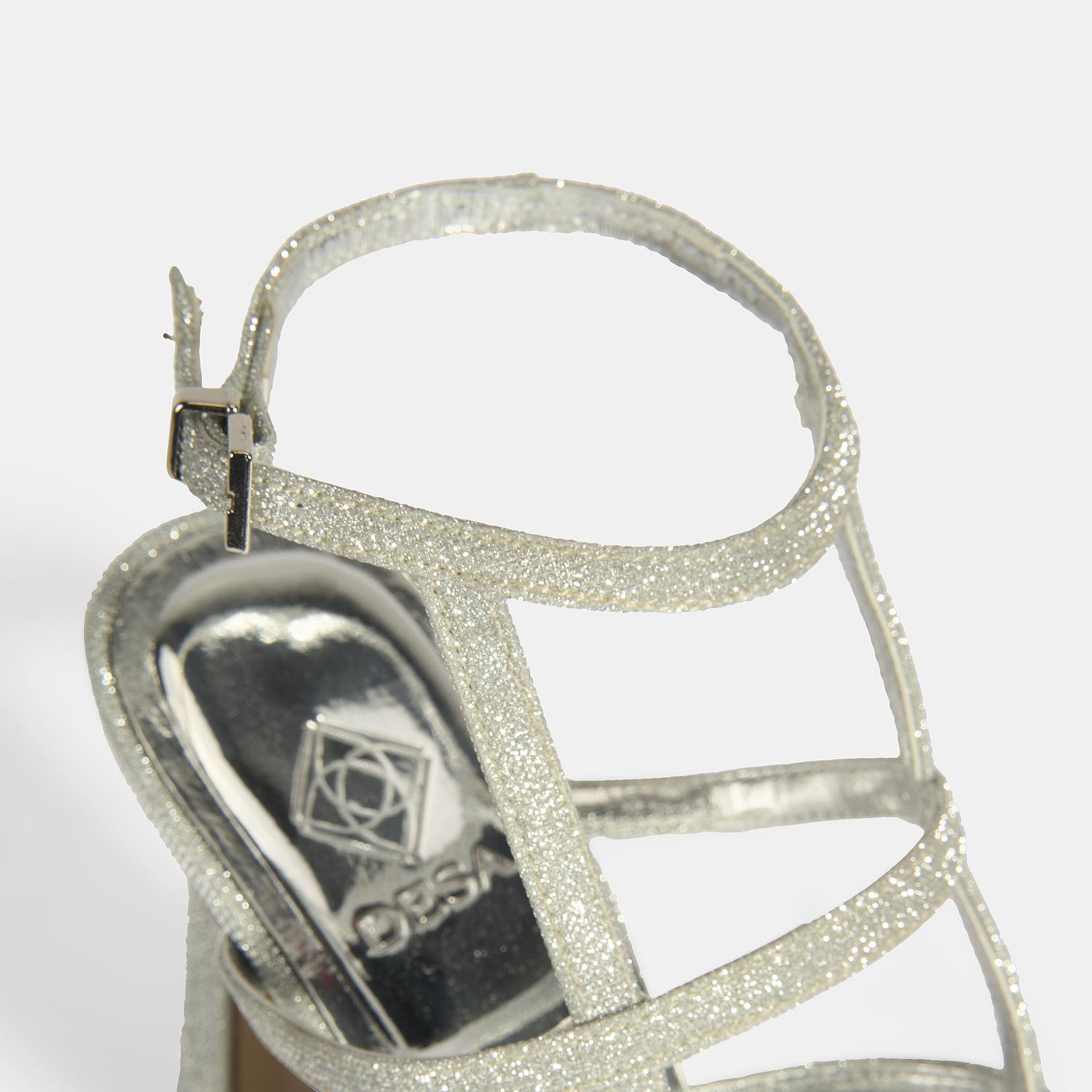 Kadın Gümüş Toka Detaylı Topuklu Abiye Sandalet