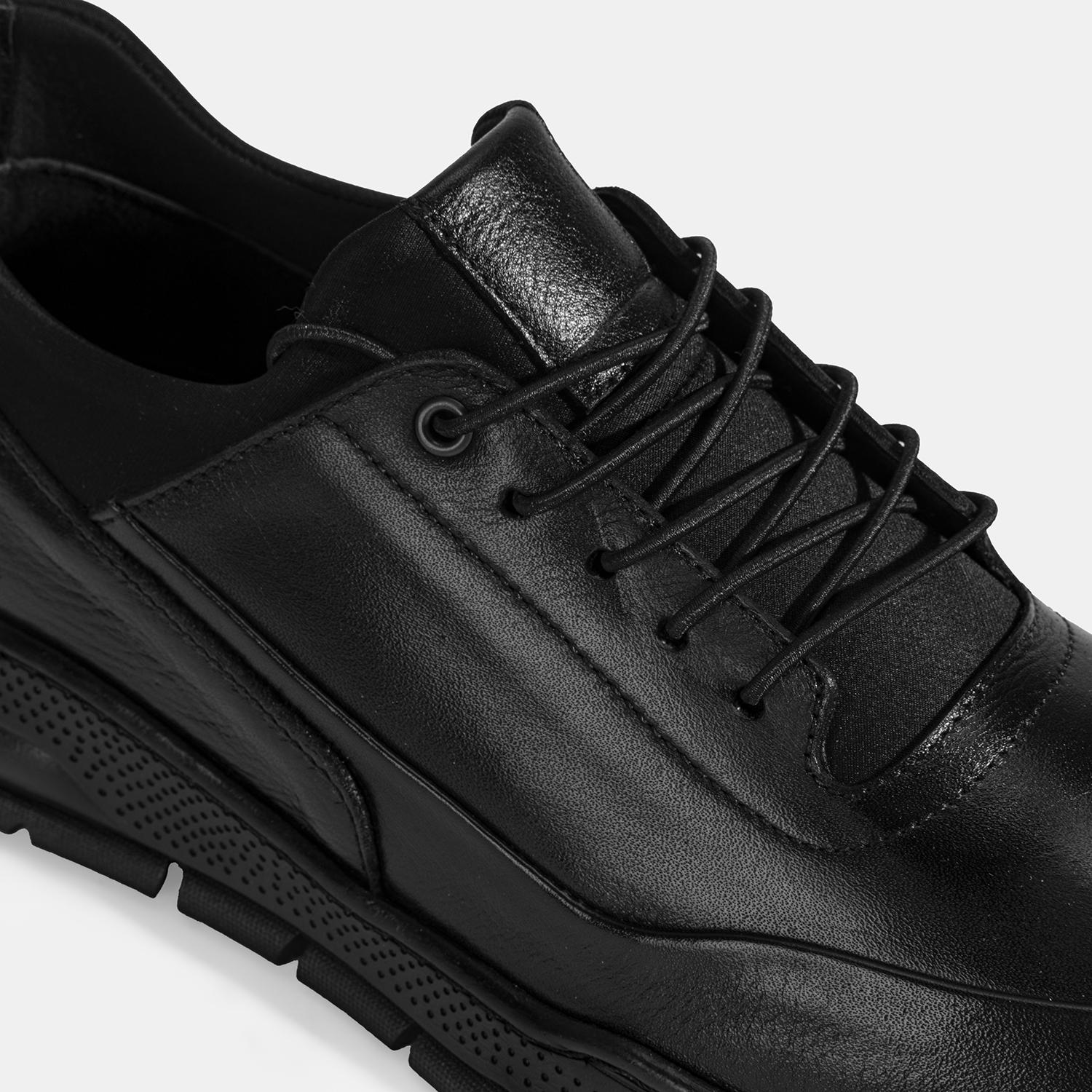 Erkek Siyah Bağcıklı Deri Spor Ayakkabı