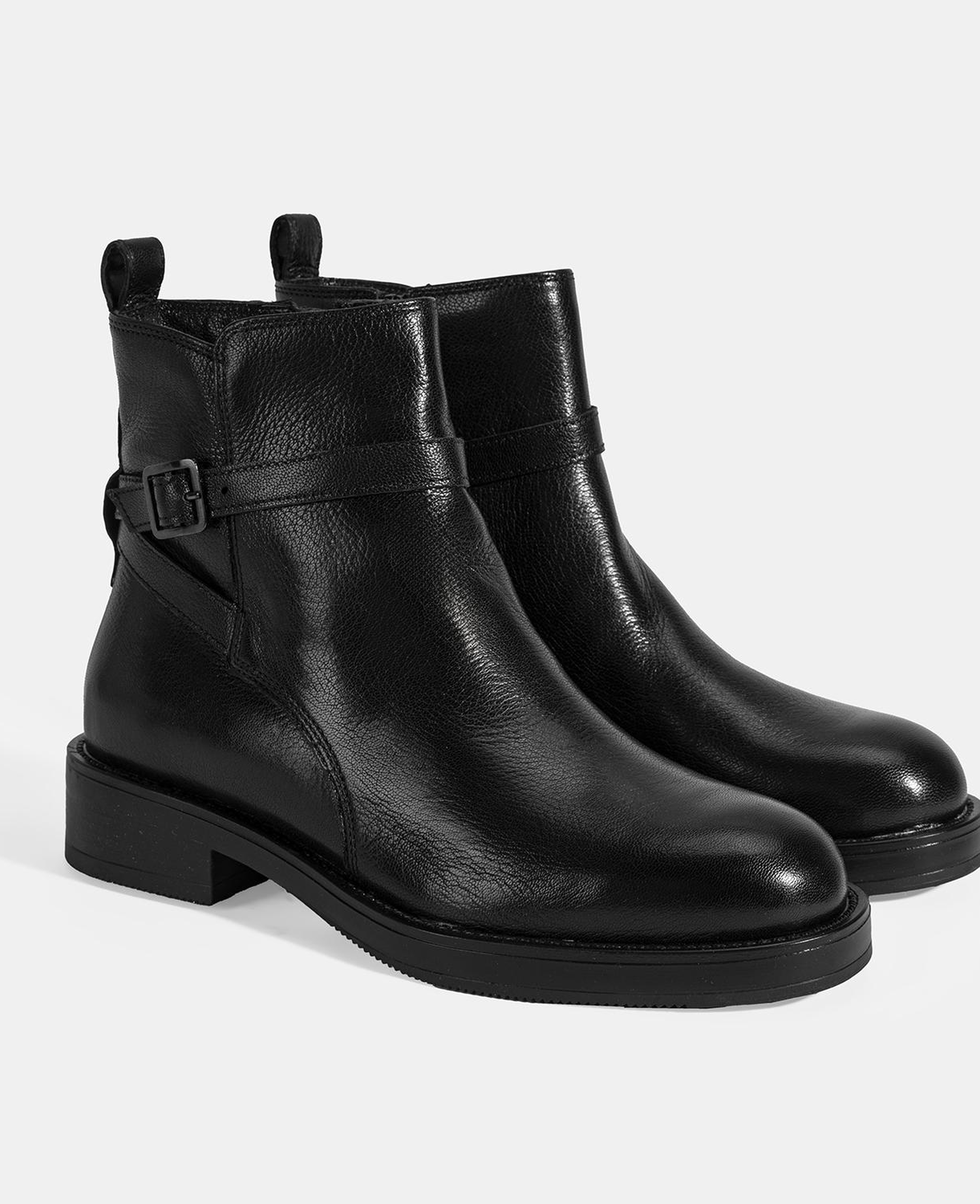 Kadın Siyah Ayarlanabilir Tokalı Deri Bot