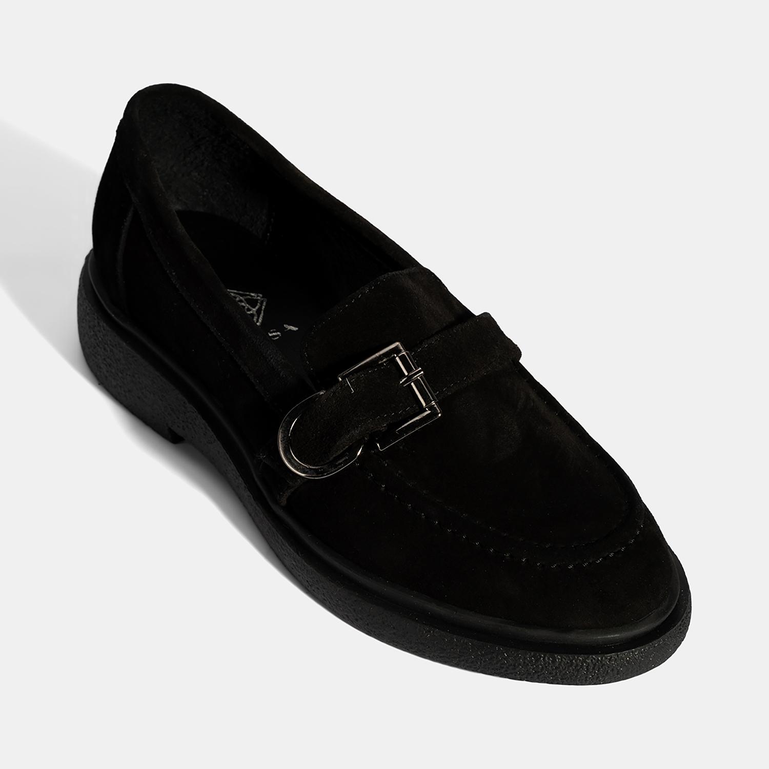 Kadın Siyah Metal Toka Detaylı Süet Loafer