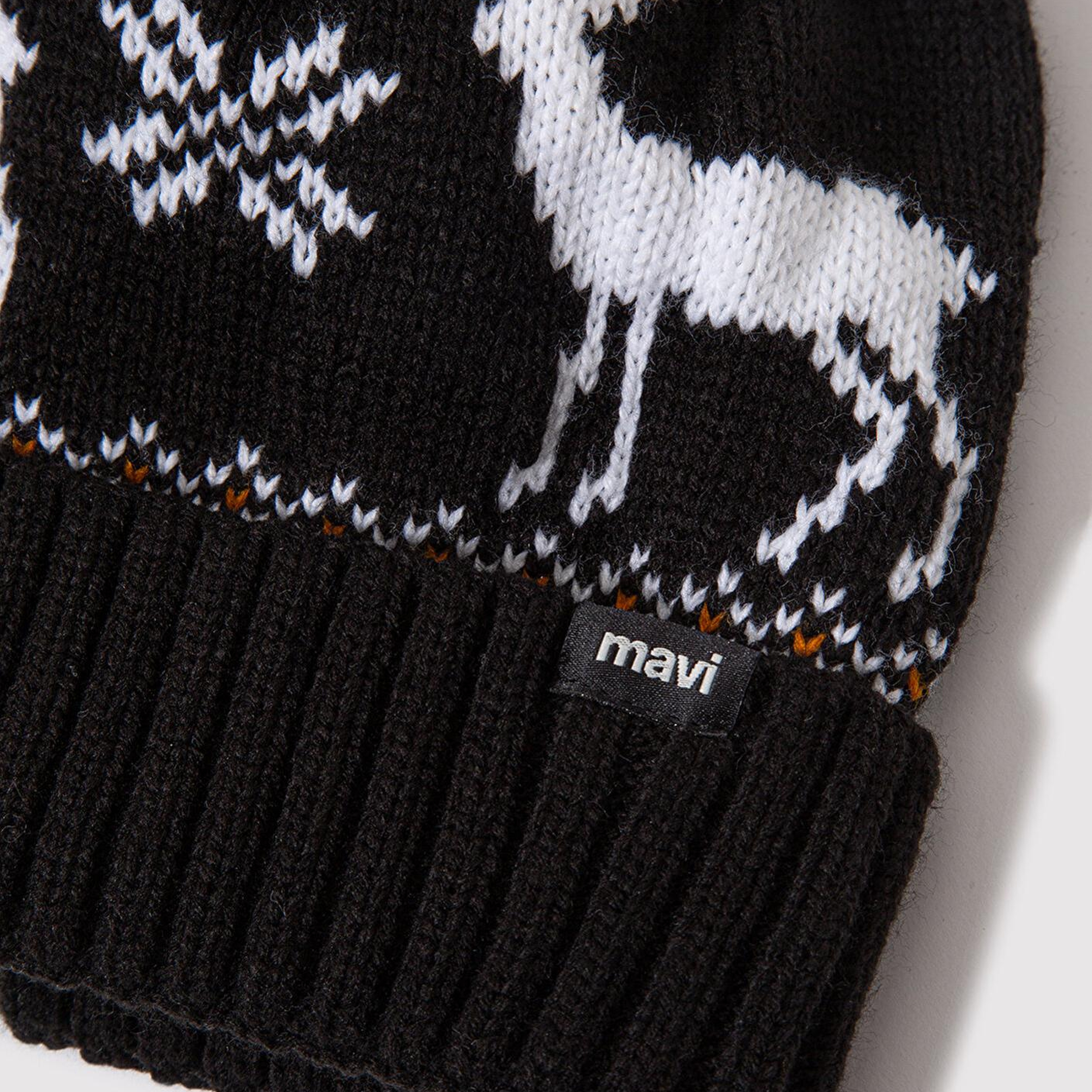 Mavi Yılbaşı Temalı Siyah Bere 0912106-900