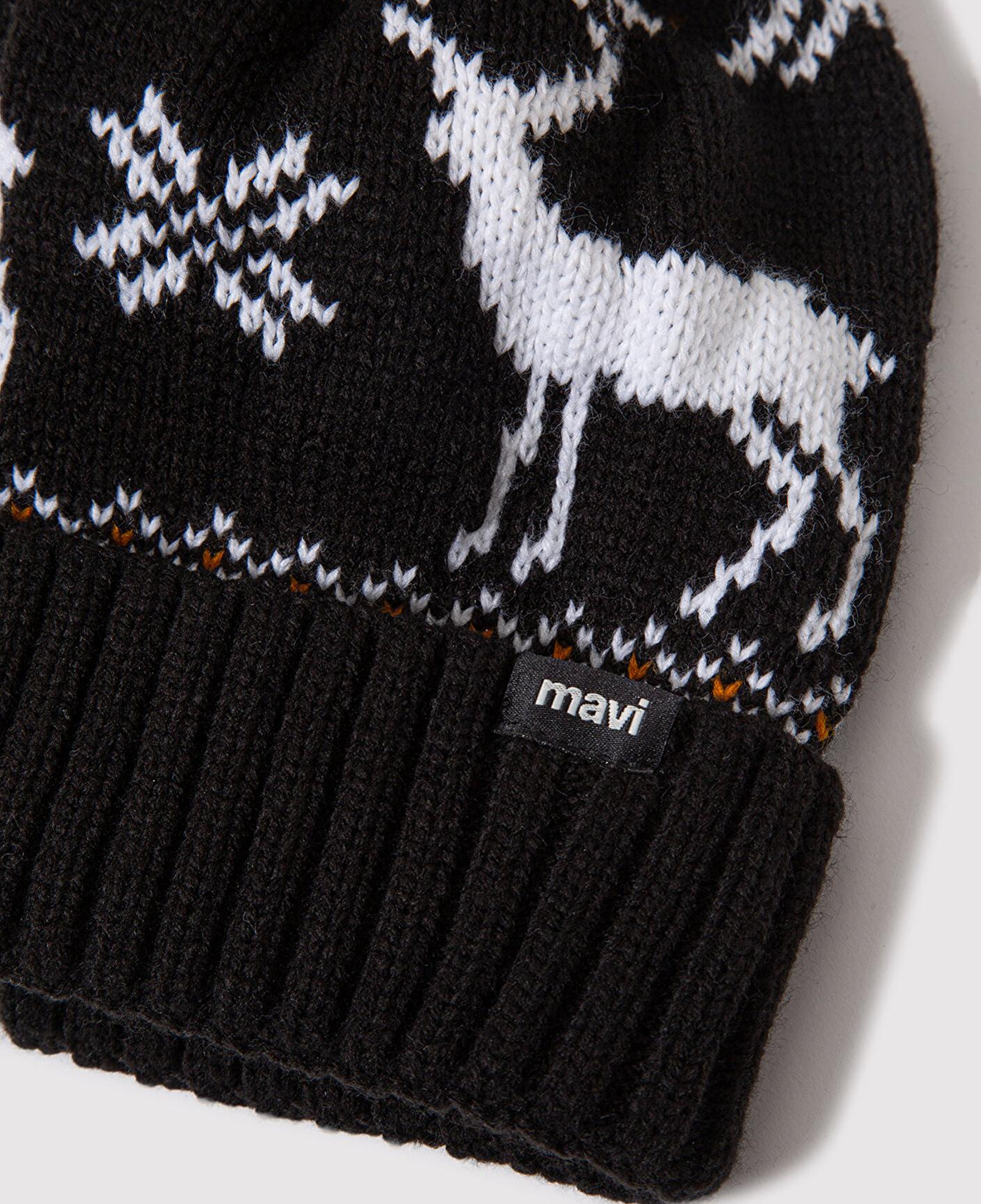 Mavi Yılbaşı Temalı Siyah Bere 0912106-900