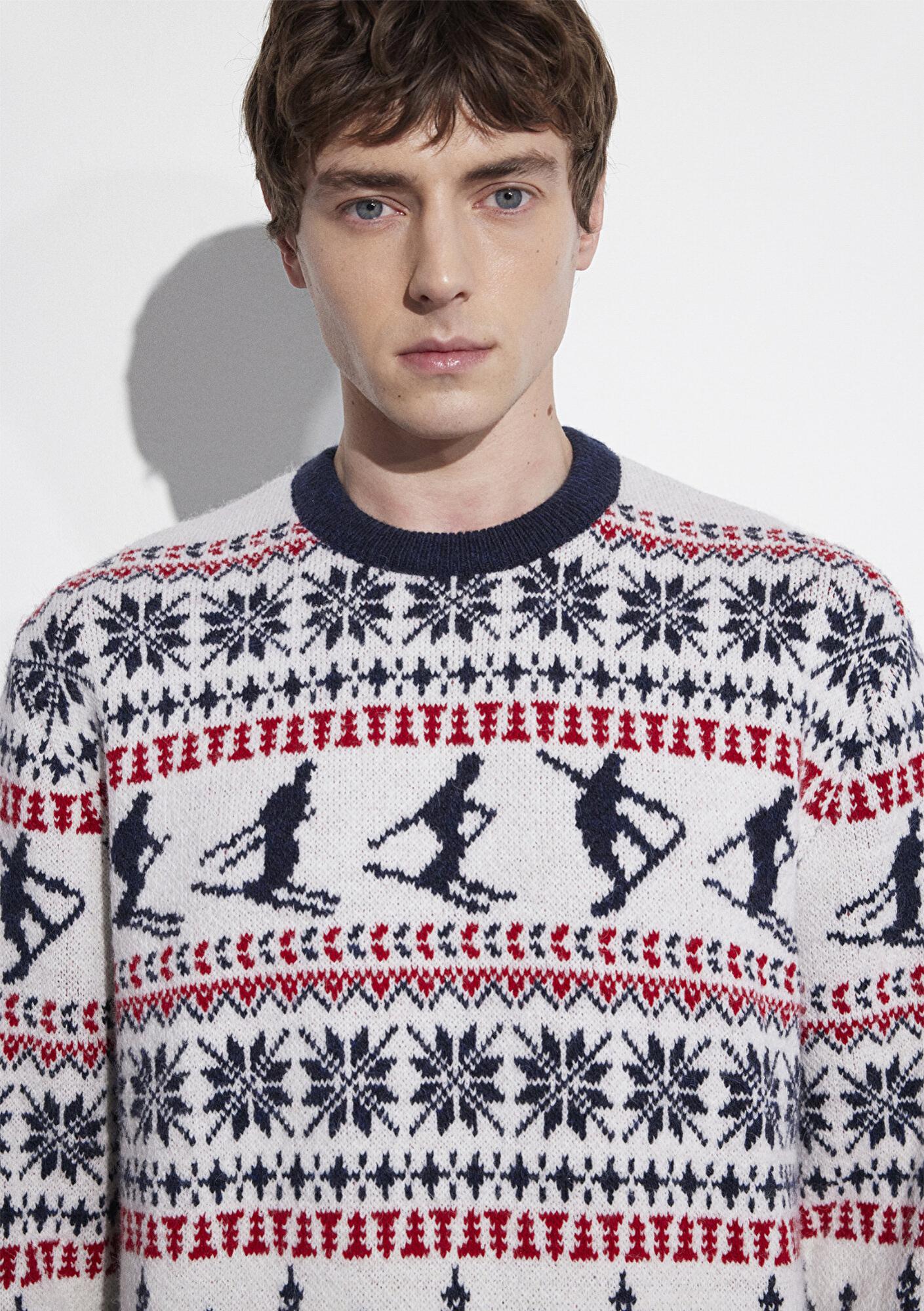 Mavi Yılbaşı Temalı Ekru Kazak Regular Fit / Normal Kesim 0710401-70057