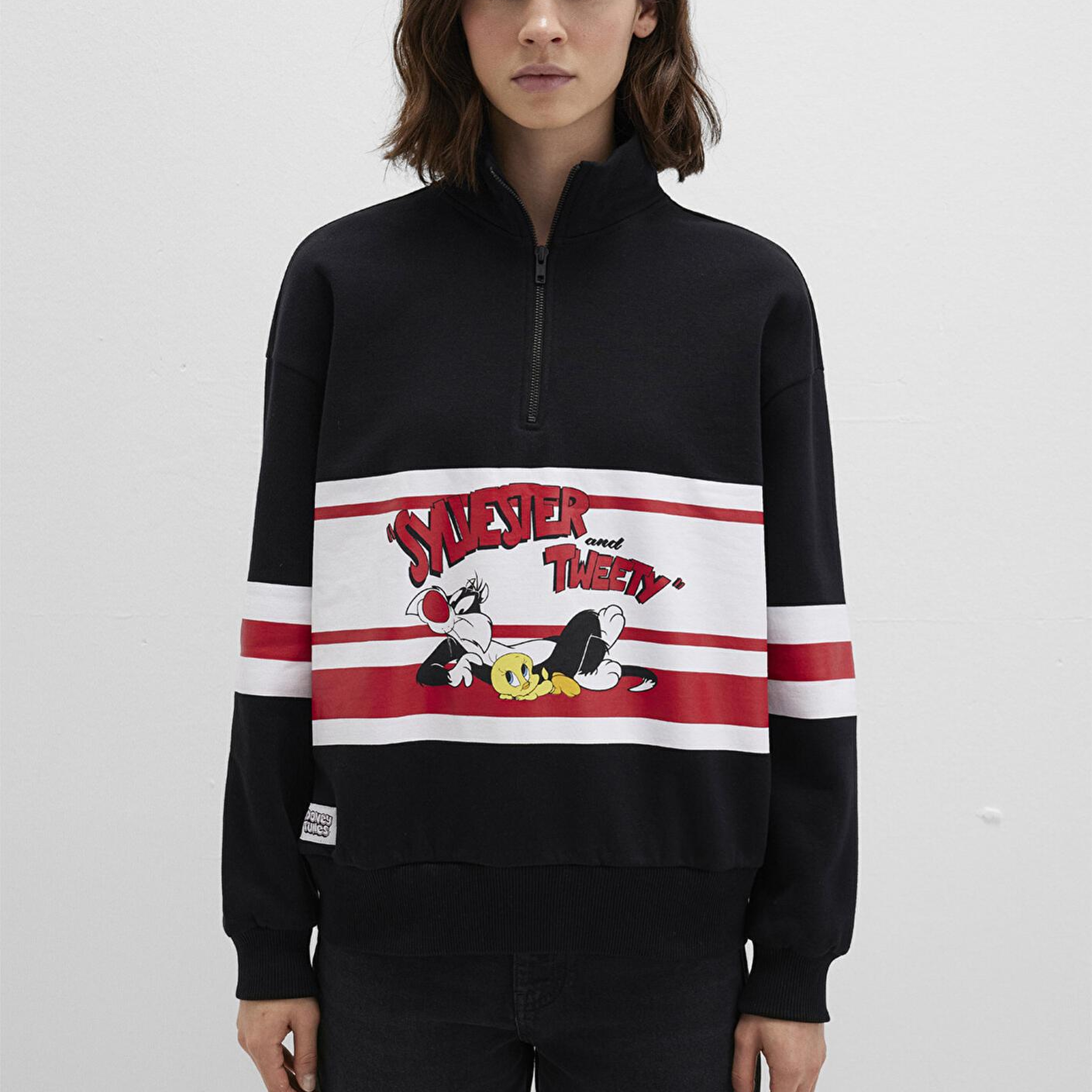Mavi Tom ve Jerry Baskılı Siyah Sweatshirt 1S10472-900