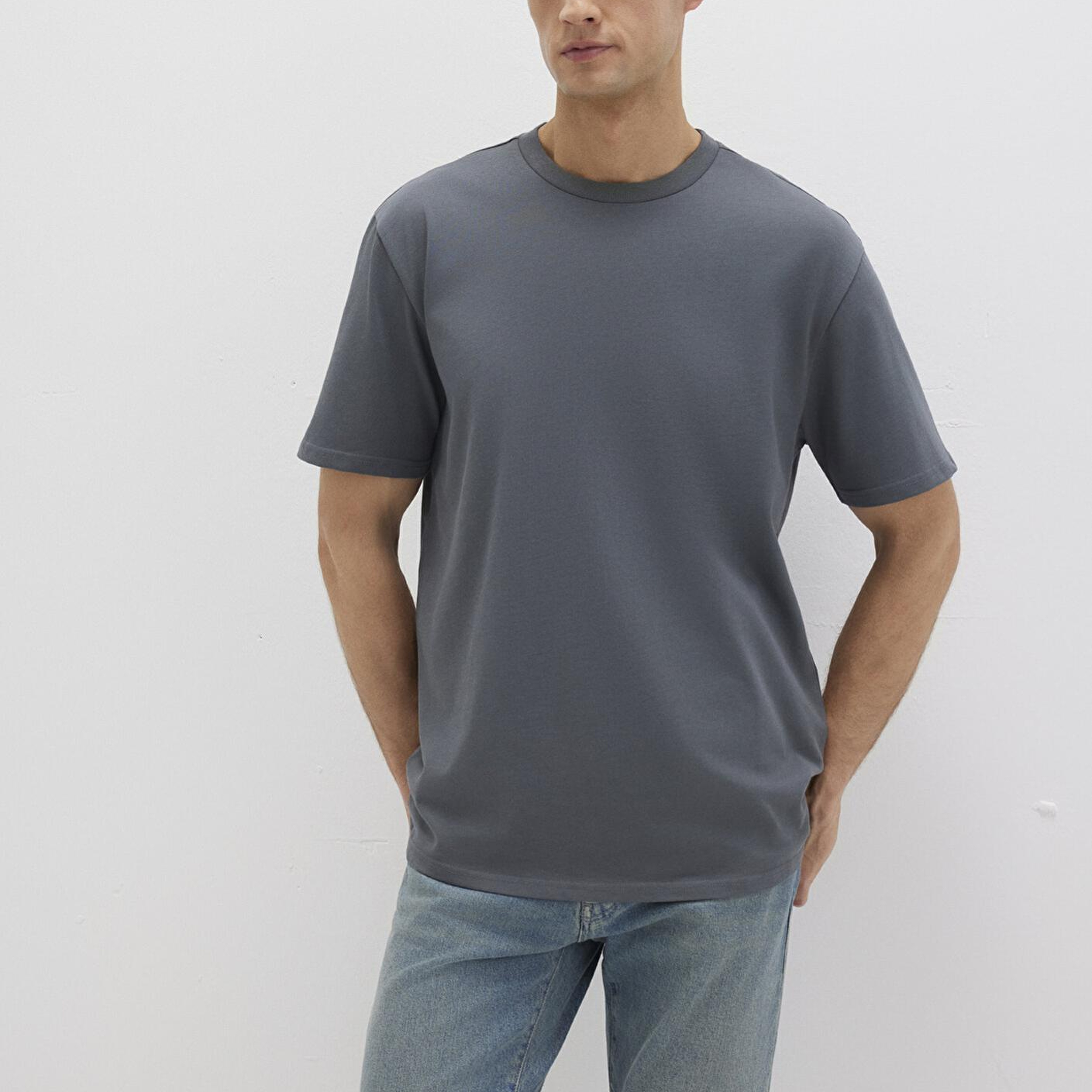 Mavi Bisiklet Yaka Antrasit Basic Tişört Loose Fit / Bol Rahat Kesim 0611596-80776