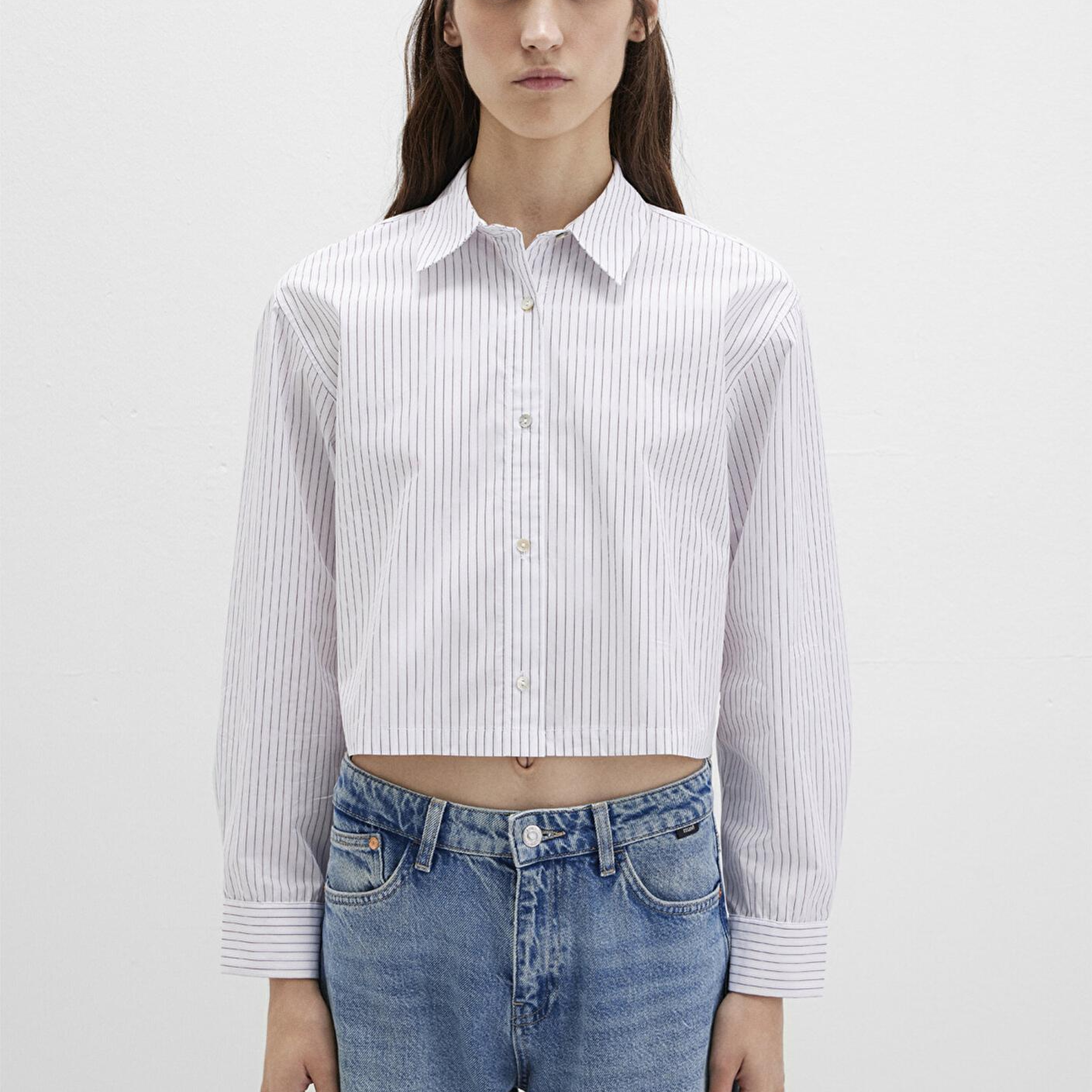 Mavi Çizgili Beyaz Crop Gömlek Crop / Kısa Kesim 1211297-88614