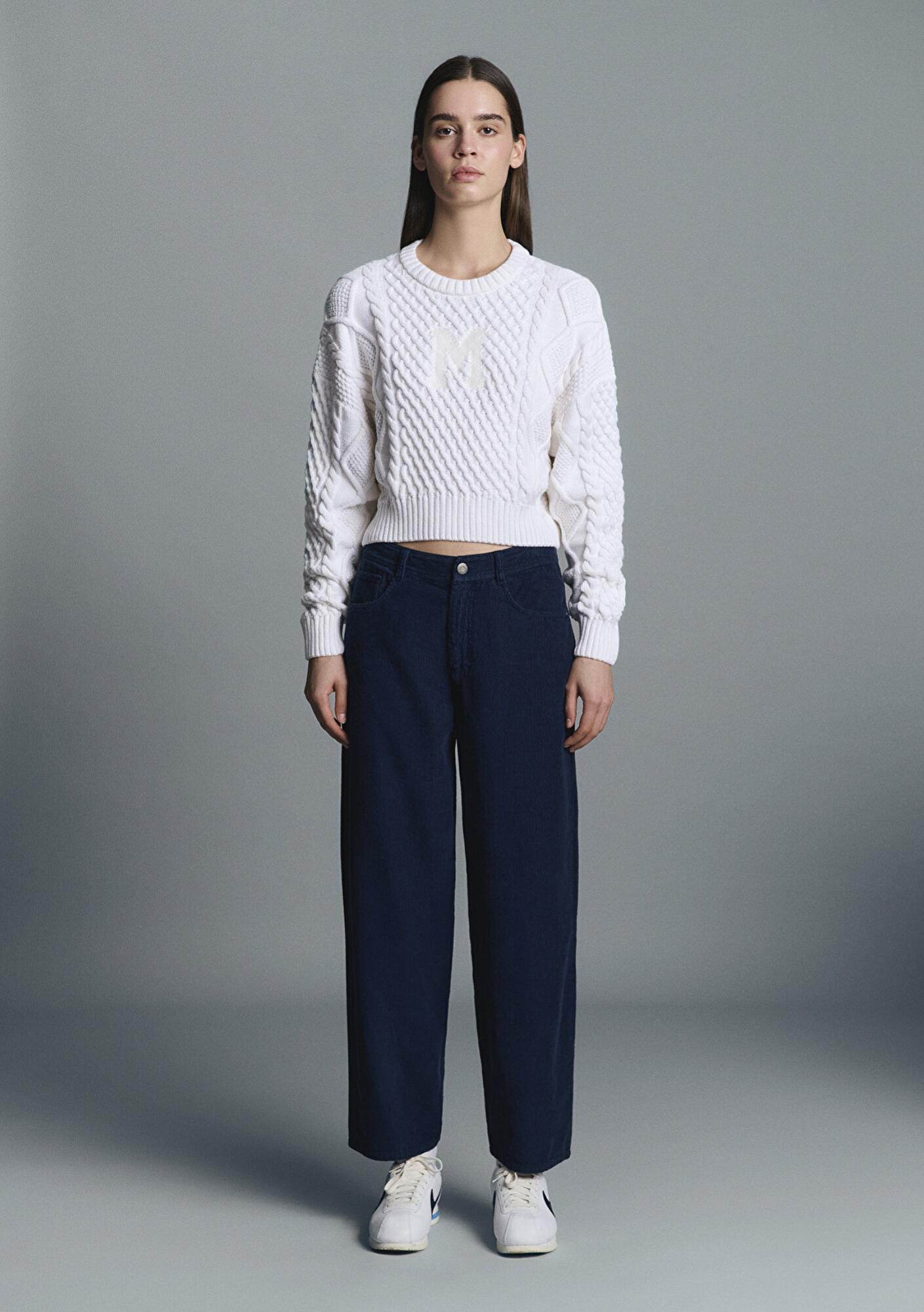 Mavi M Logo Crop Ekru Kazak Loose Fit / Bol Rahat Kesim 1710796-80194