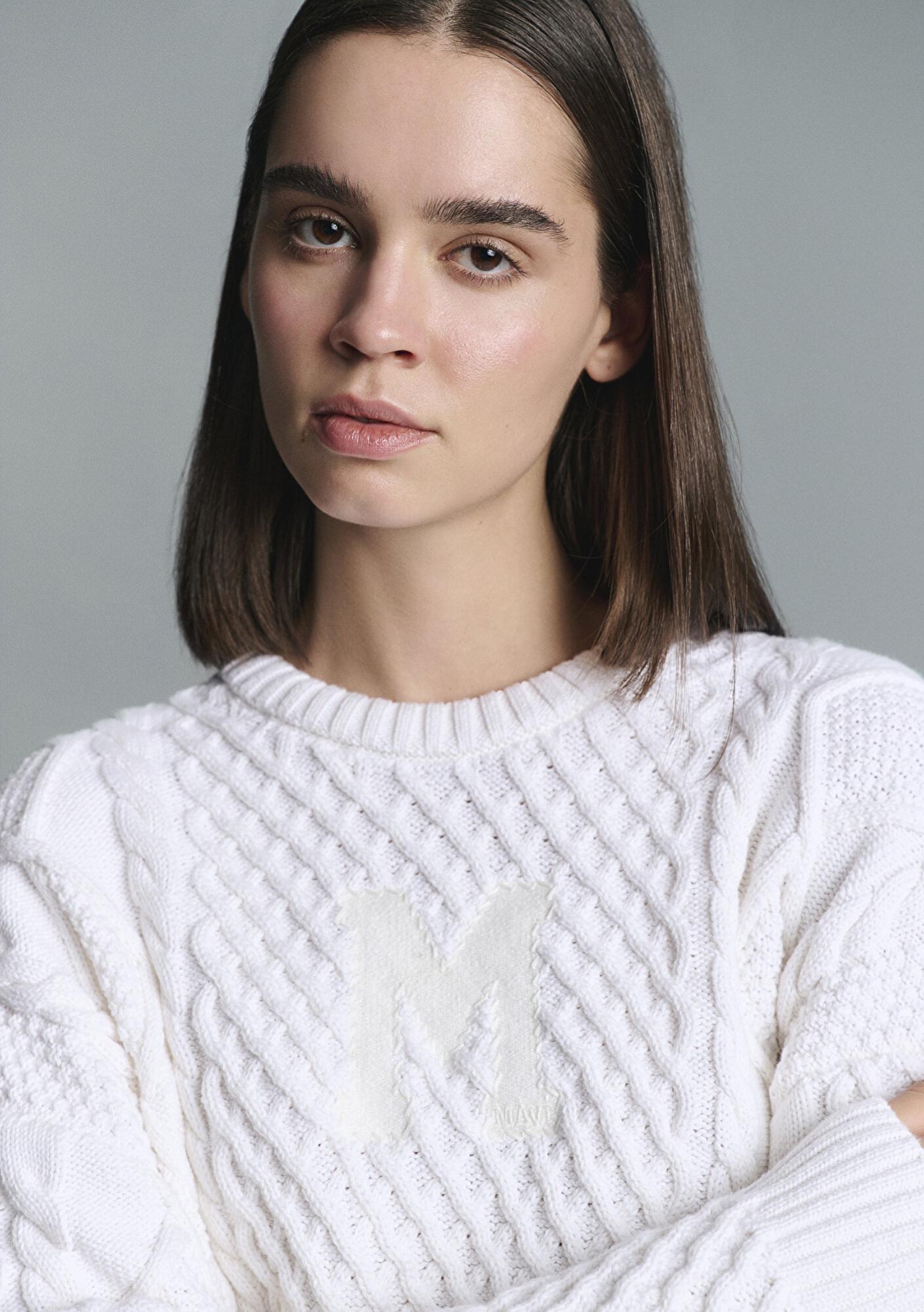 Mavi M Logo Crop Ekru Kazak Loose Fit / Bol Rahat Kesim 1710796-80194