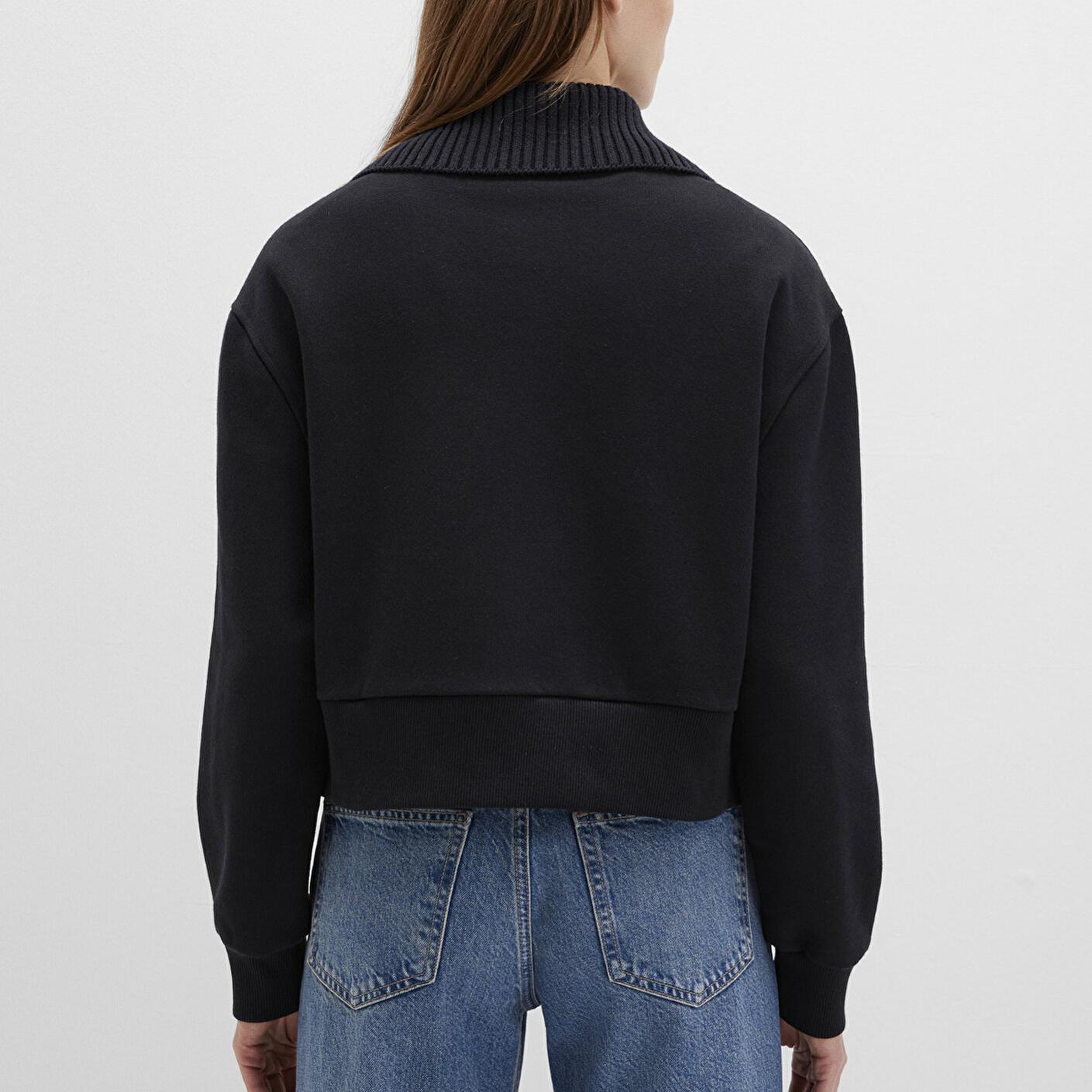 Mavi Yarı Fermuarlı Dik Yaka Siyah Sweatshirt 1S10434-900