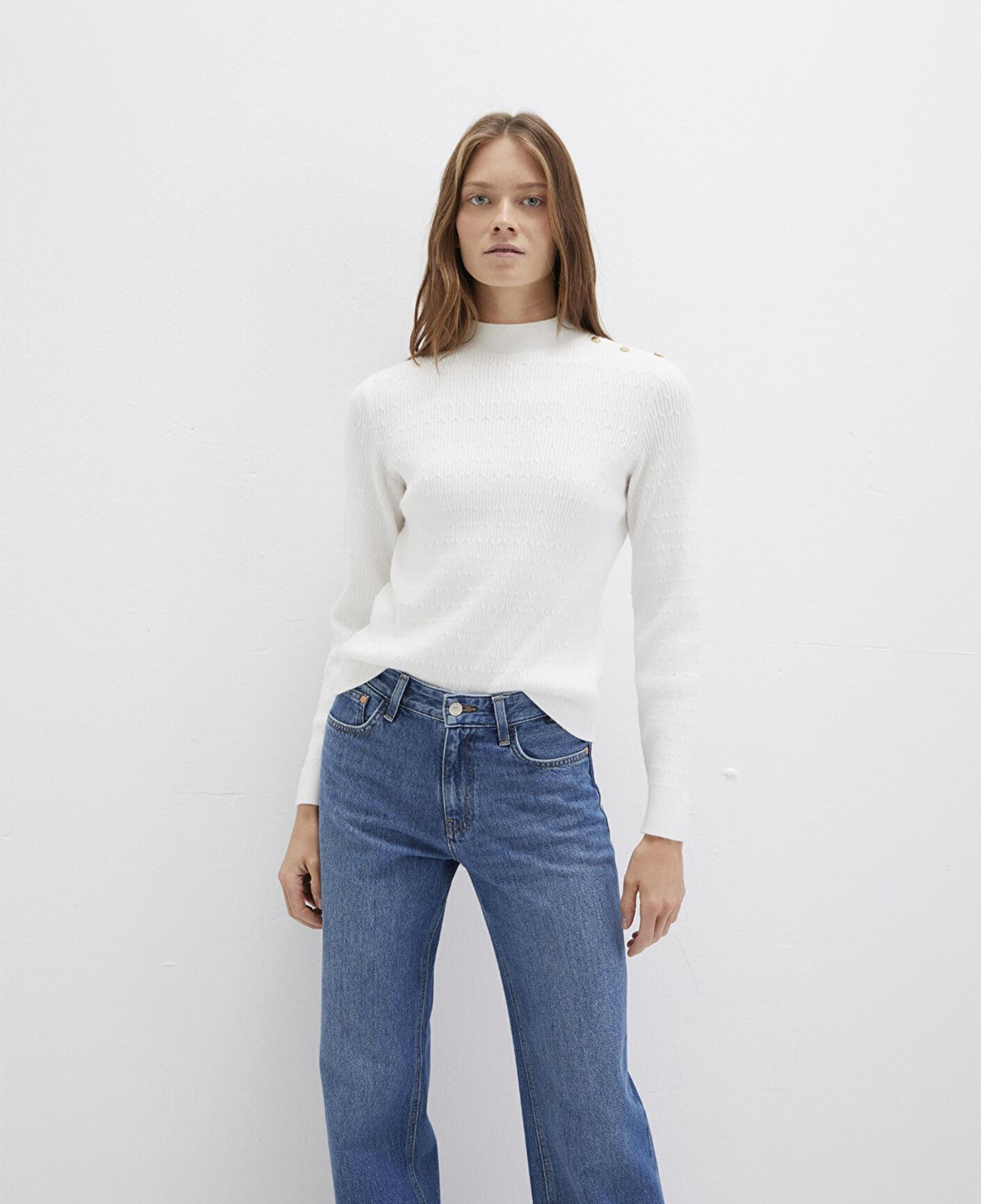 Mavi Omuz Detaylı Ekru Kazak Slim Fit / Dar Kesim 1710798-70057