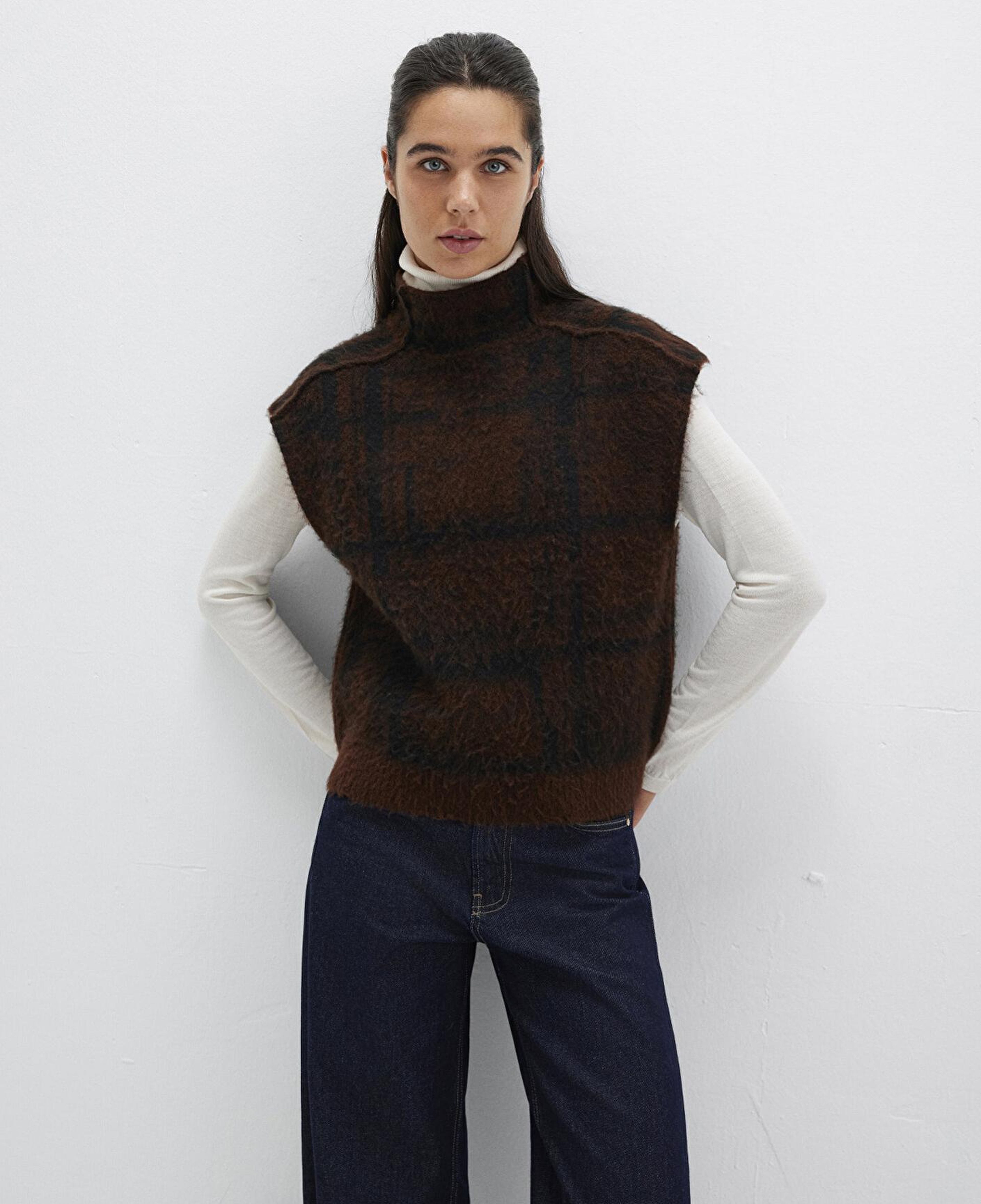 Mavi Dik Yaka Kahverengi Süveter Regular Fit / Normal Kesim 1710792-91201