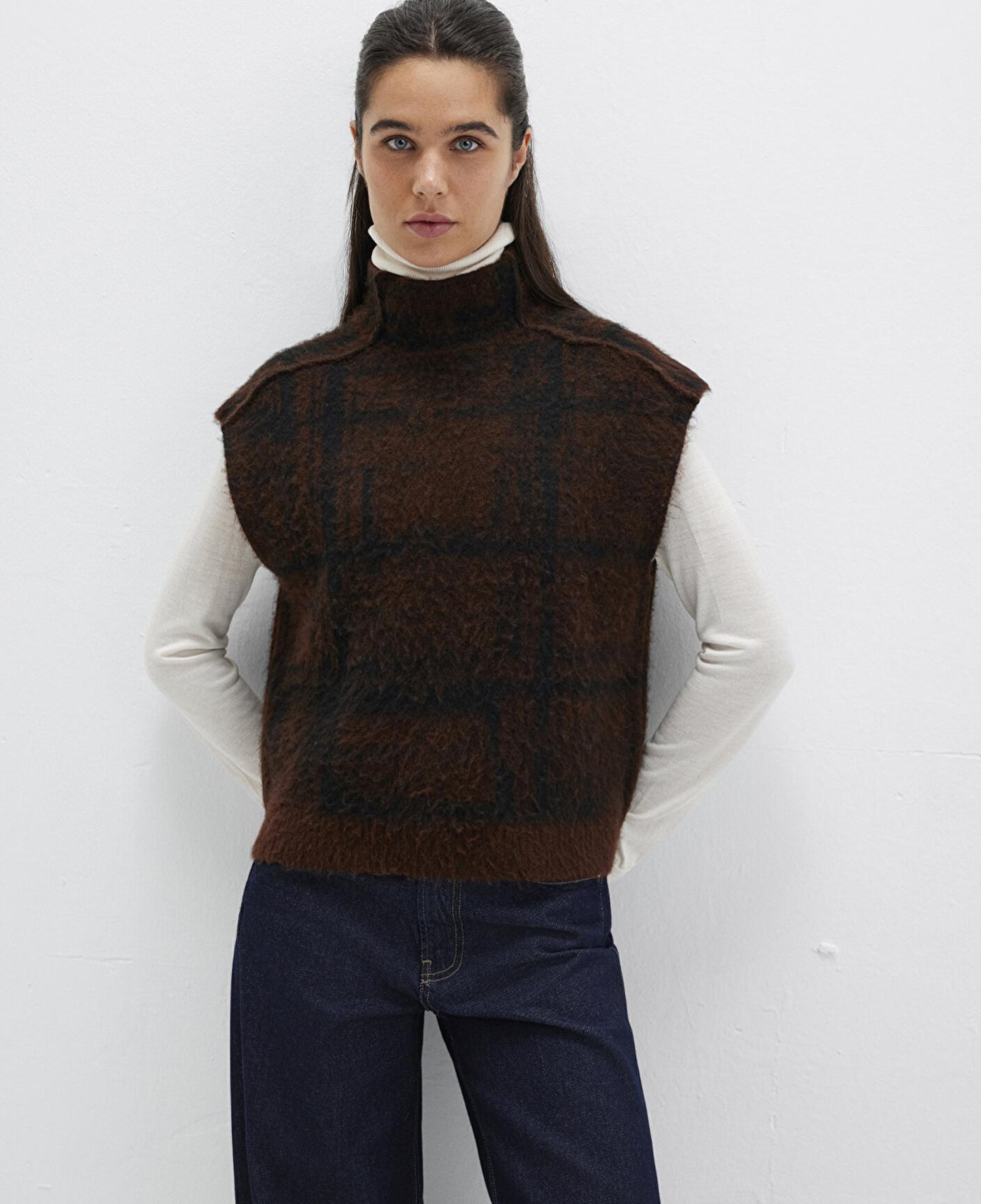 Mavi Dik Yaka Kahverengi Süveter Regular Fit / Normal Kesim 1710792-91201