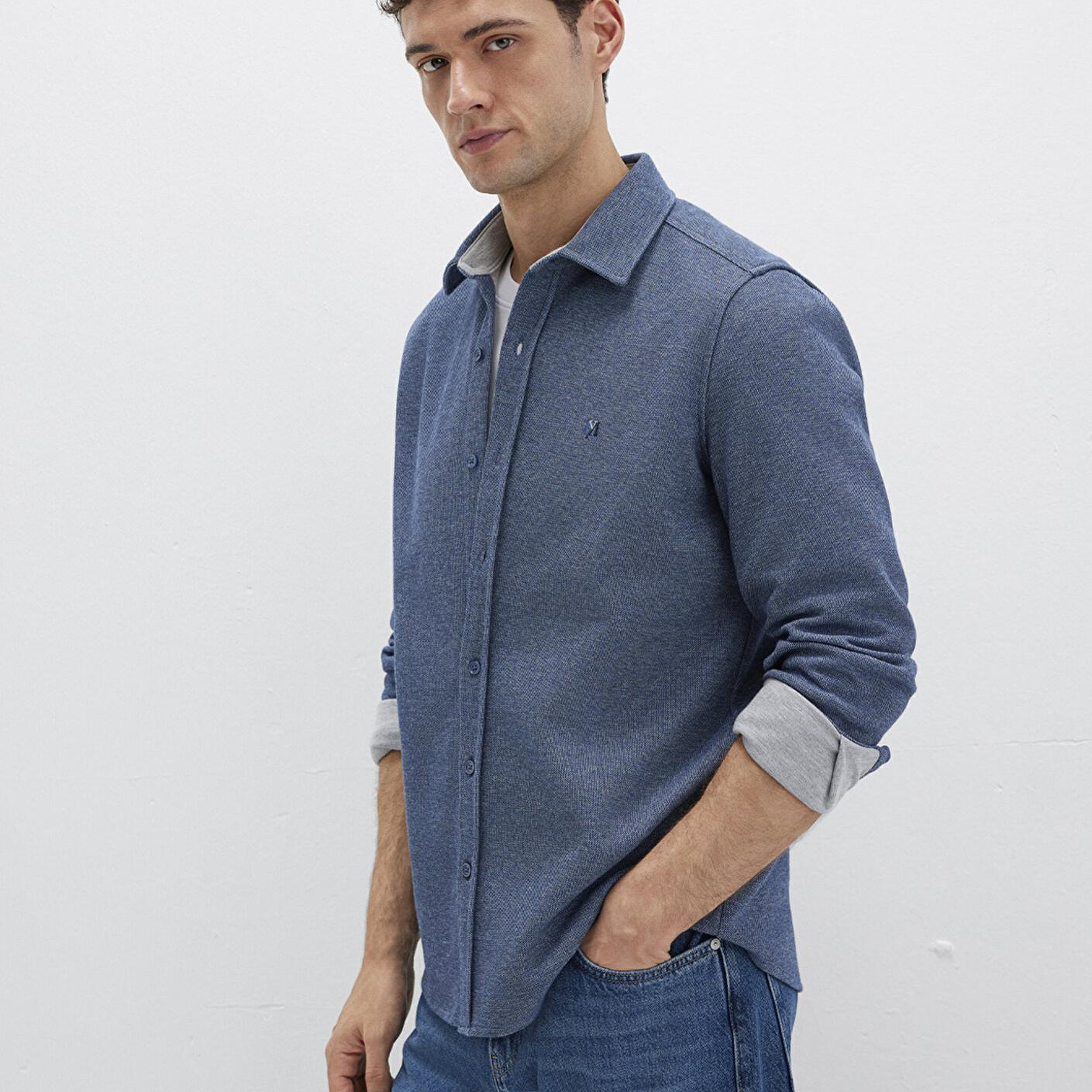 Mavi M Logo Nakışlı Lacivert Örme Gömlek Regular Fit / Normal Kesim 0211763-70718