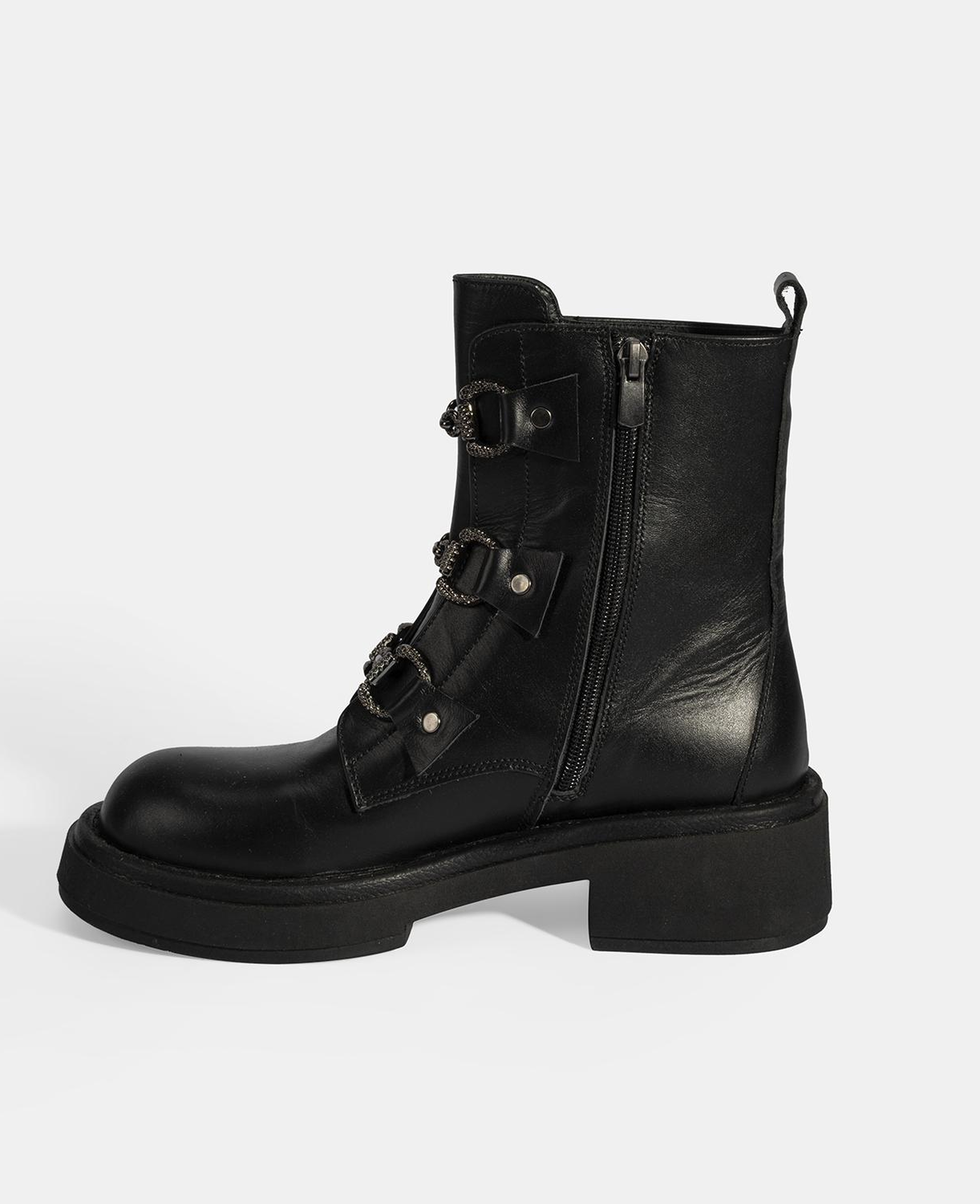 Kadın Siyah Metal Toka Detaylı Deri Postal Bot