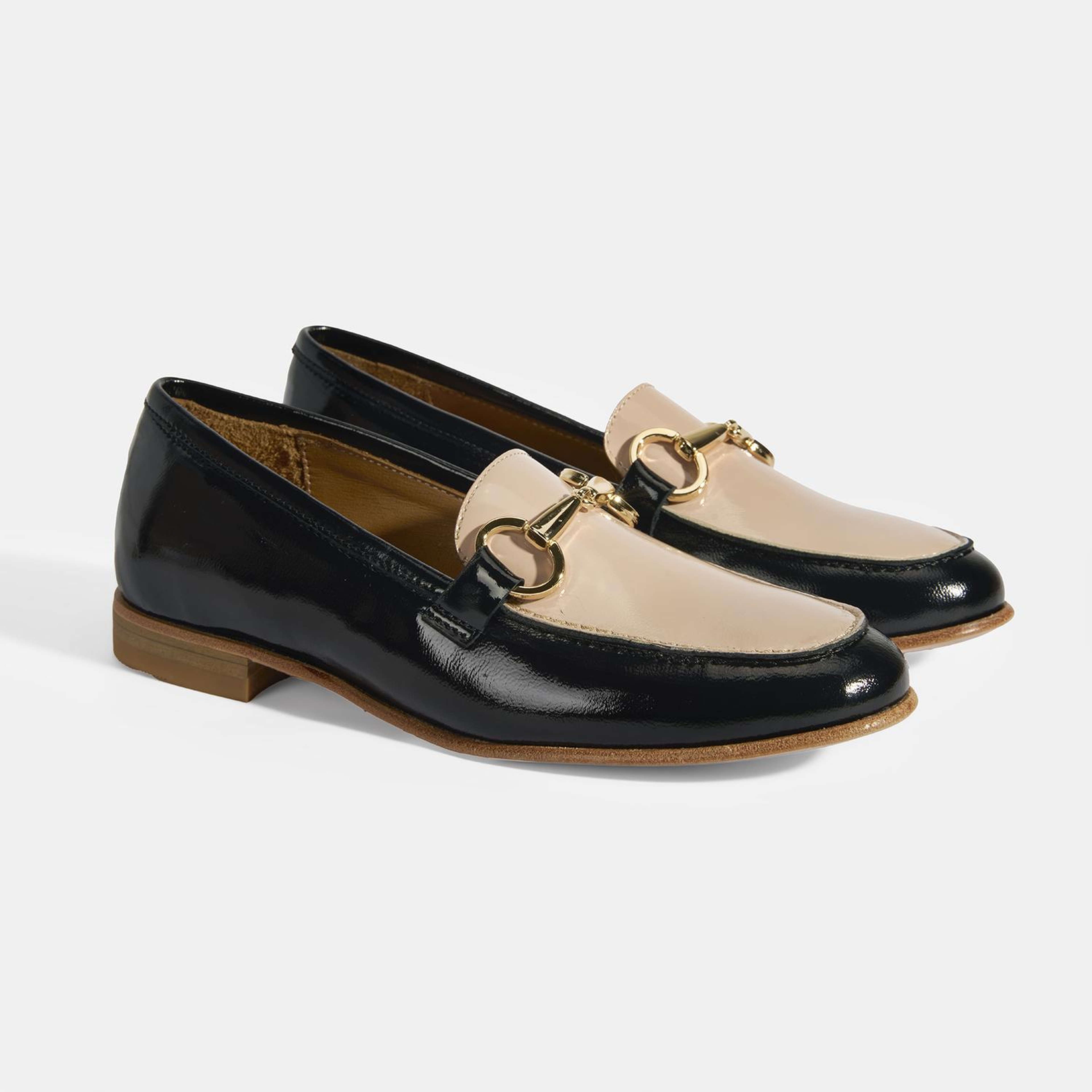 Siyah Kadın Metal Aksesuarlı Slip-On Rugan Loafer