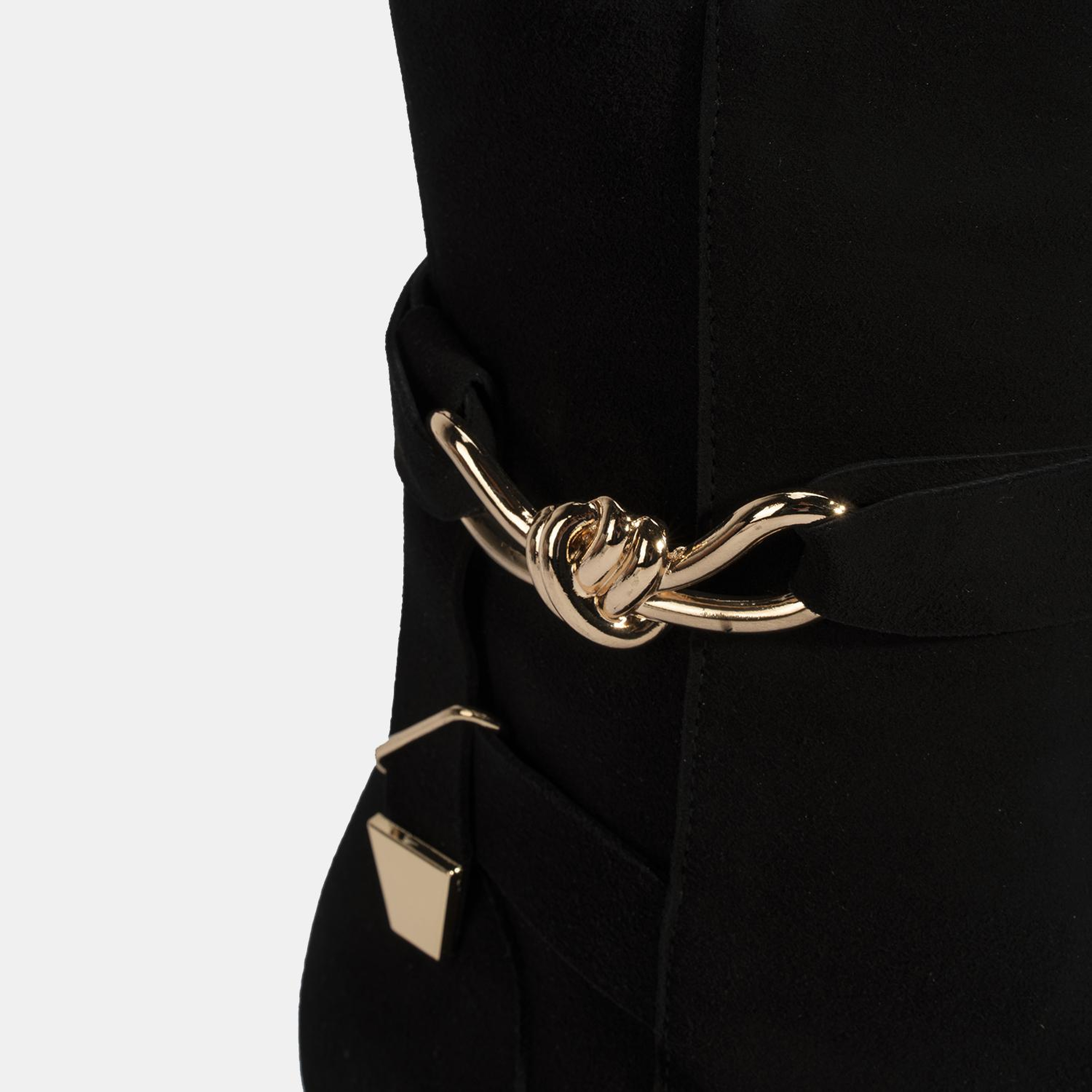 Kadın Siyah Sivri Burunlu İnce Topuklu Süet Çizme