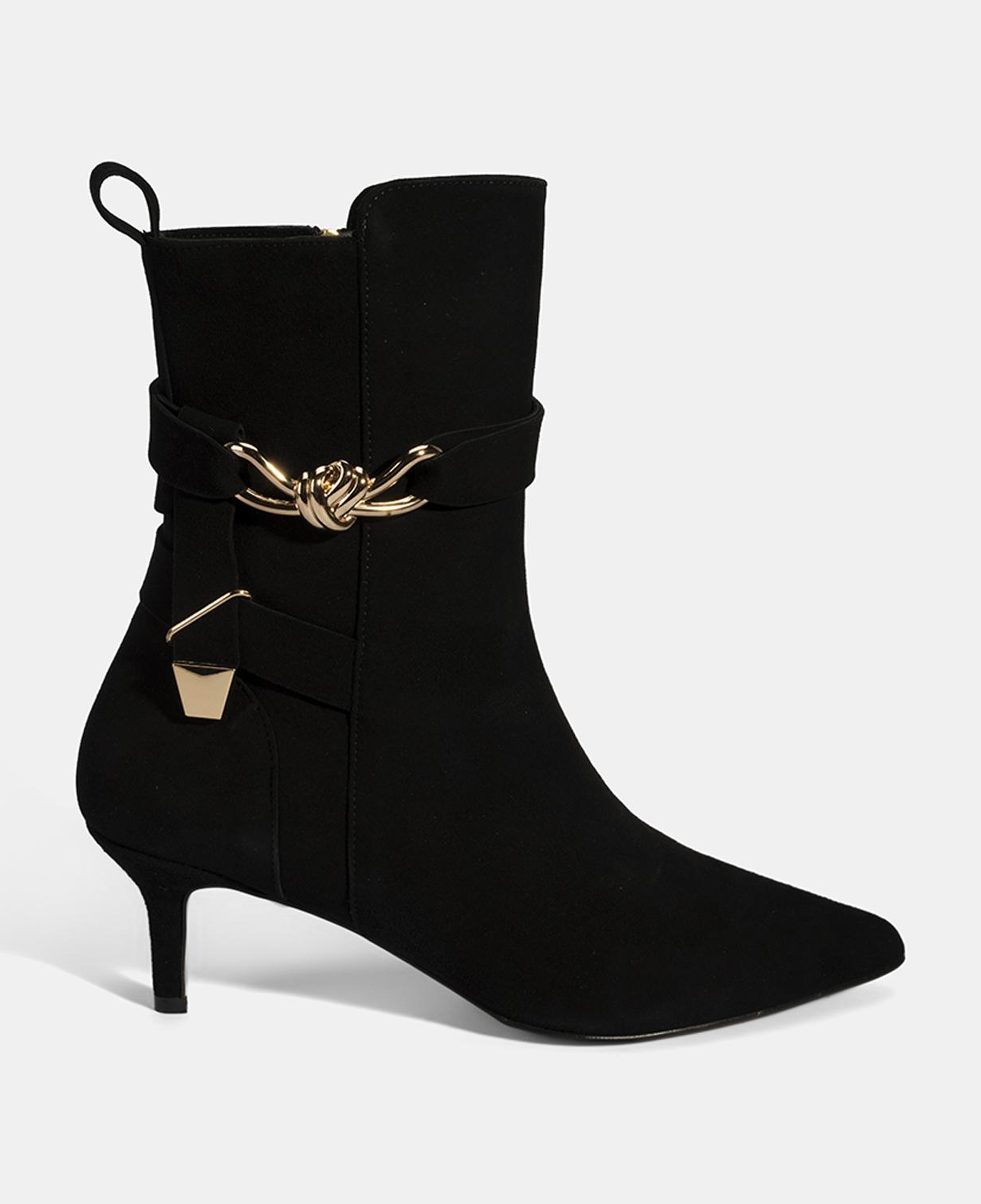 Kadın Siyah Sivri Burunlu İnce Topuklu Süet Çizme