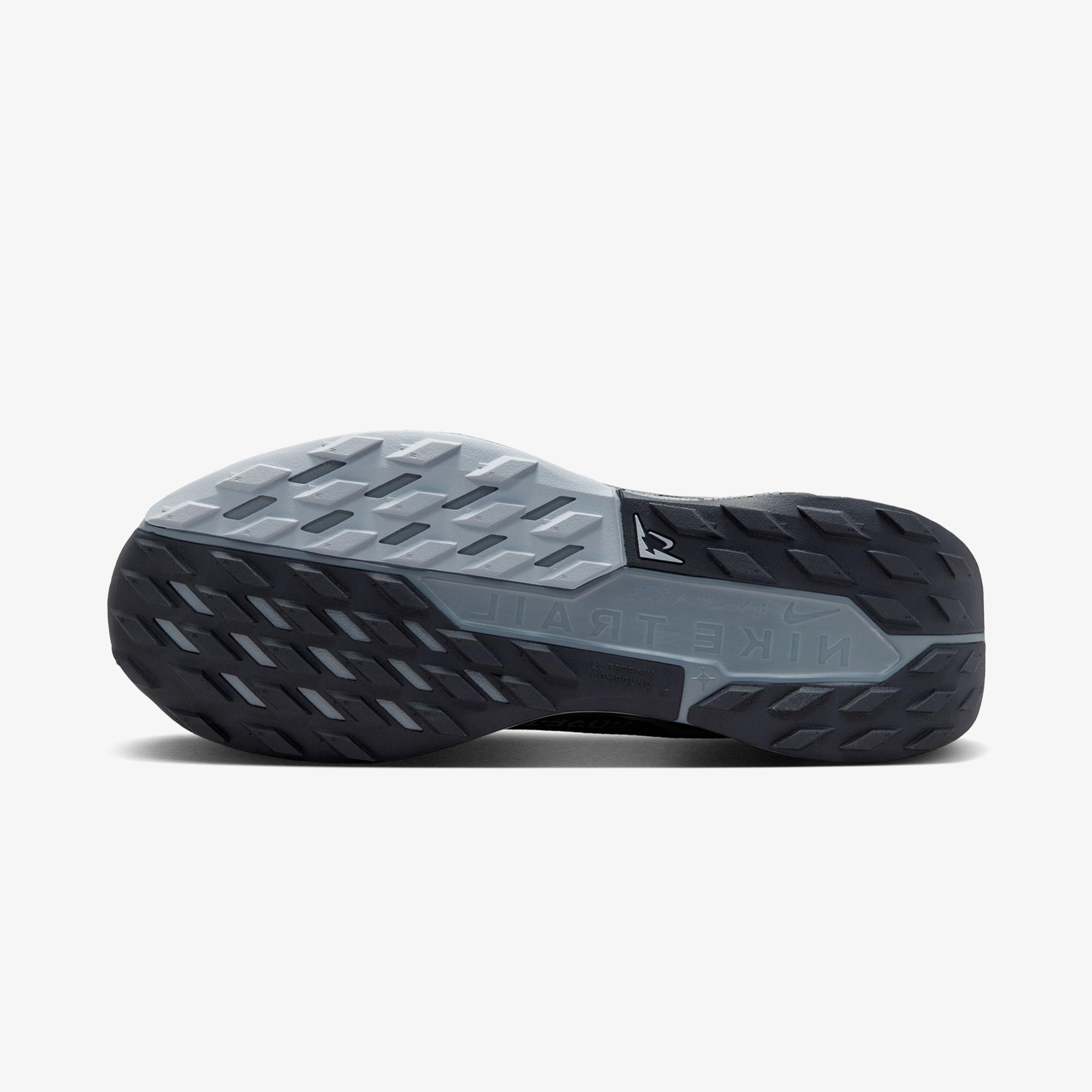 Nike Pegasus Trail 5 Gore-Tex Erkek Siyah Koşu Ayakkabısı