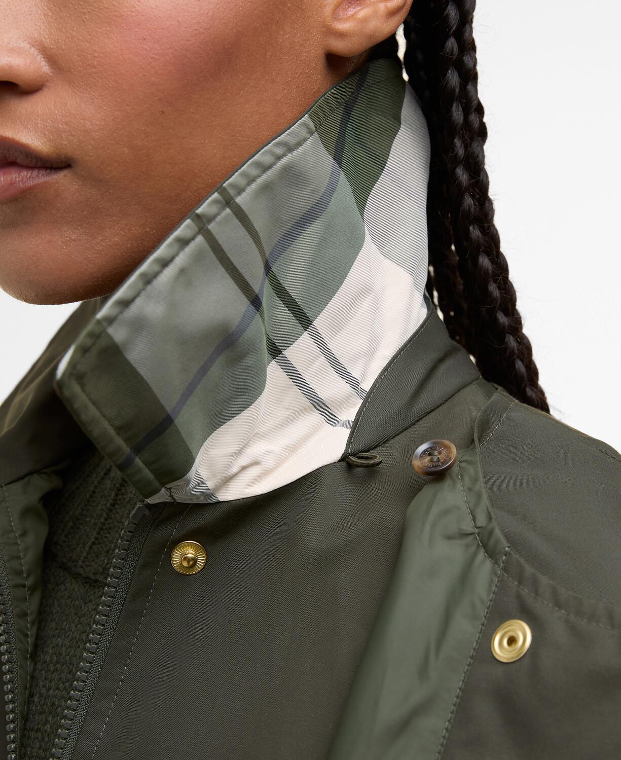 Barbour Fia Showeproof Ceket