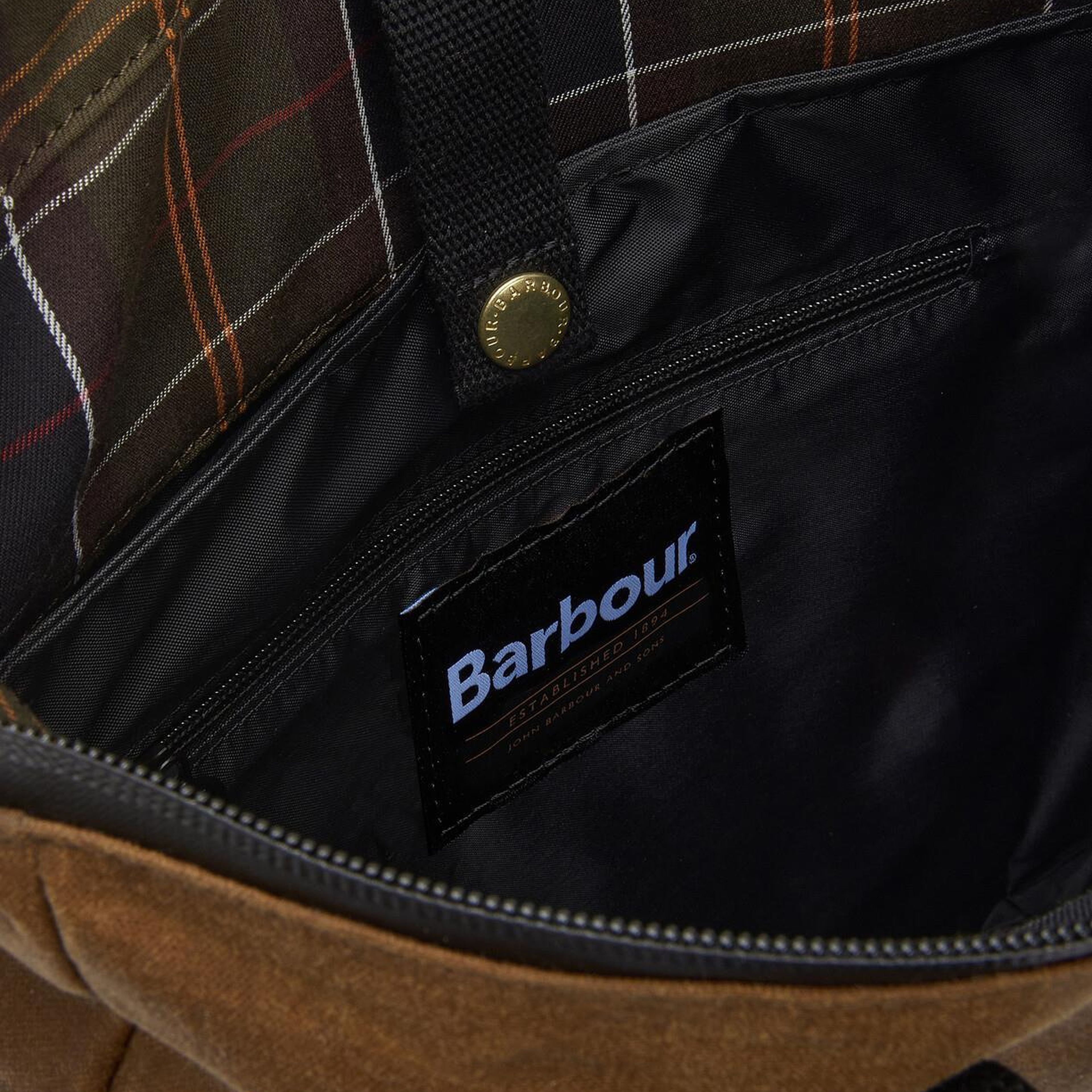 Barbour Field Yağlı Sırt Çantası