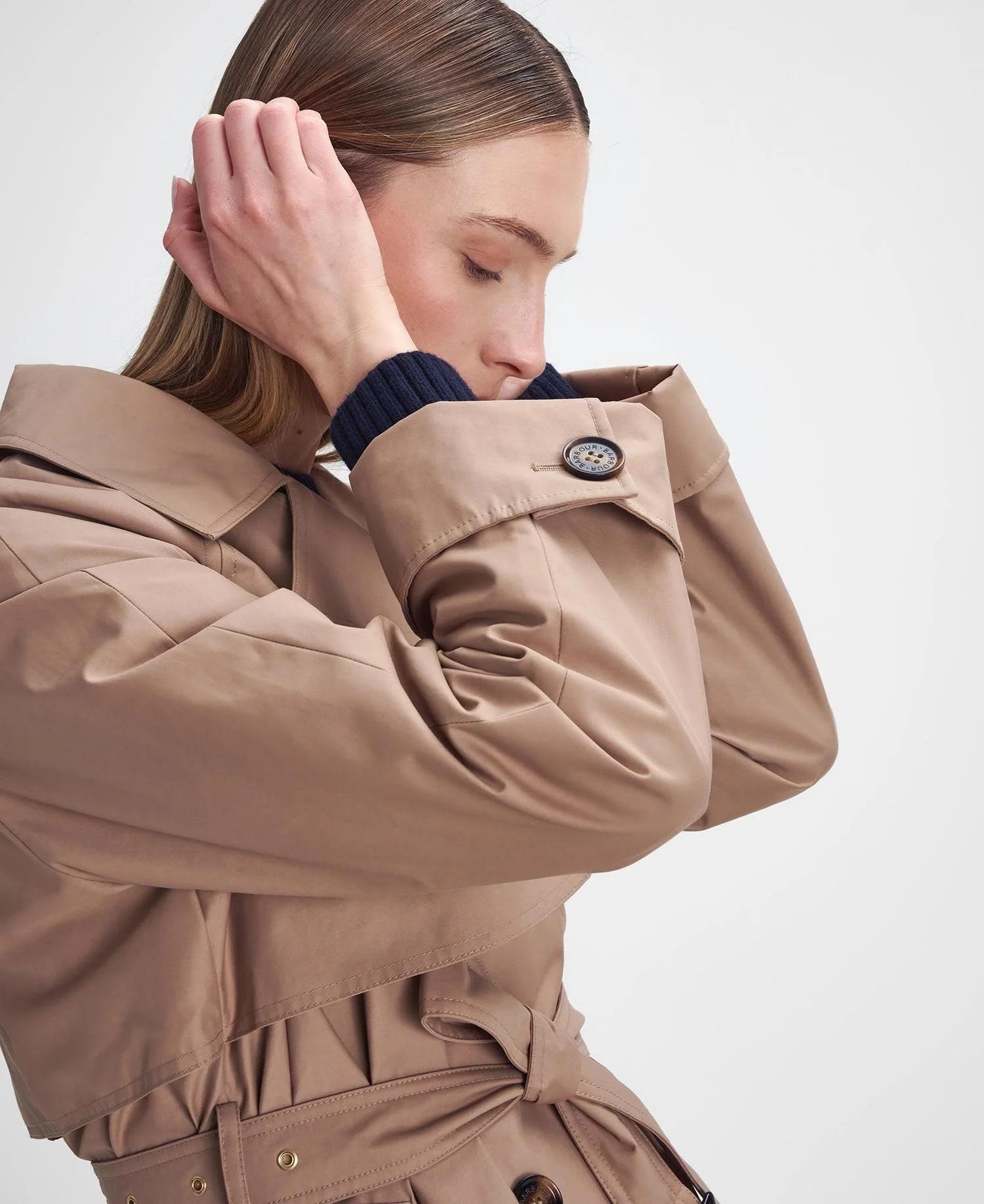 Barbour Gwyn Showerproof Ceket