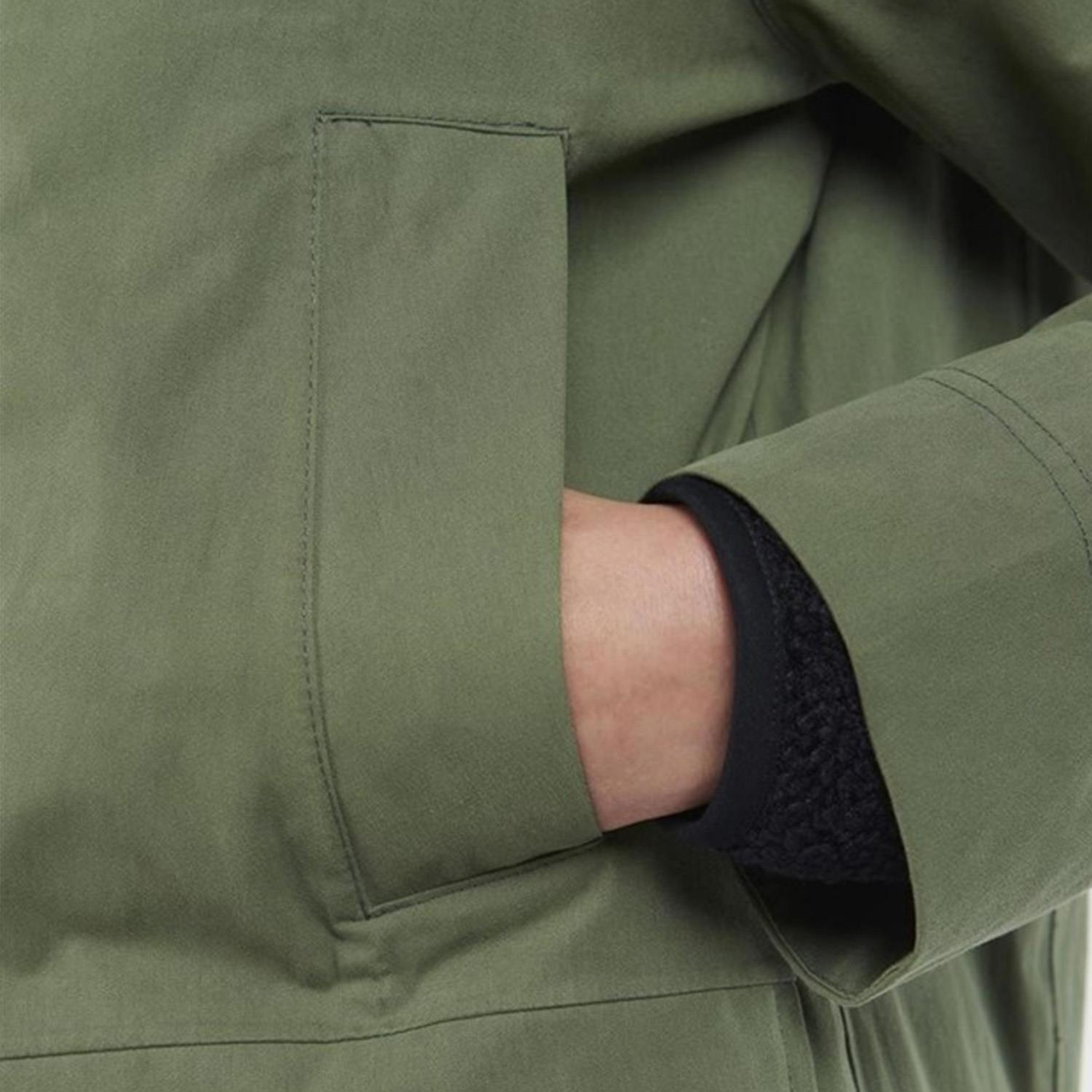 Barbour Winter Beadnell Waterproof Ceket