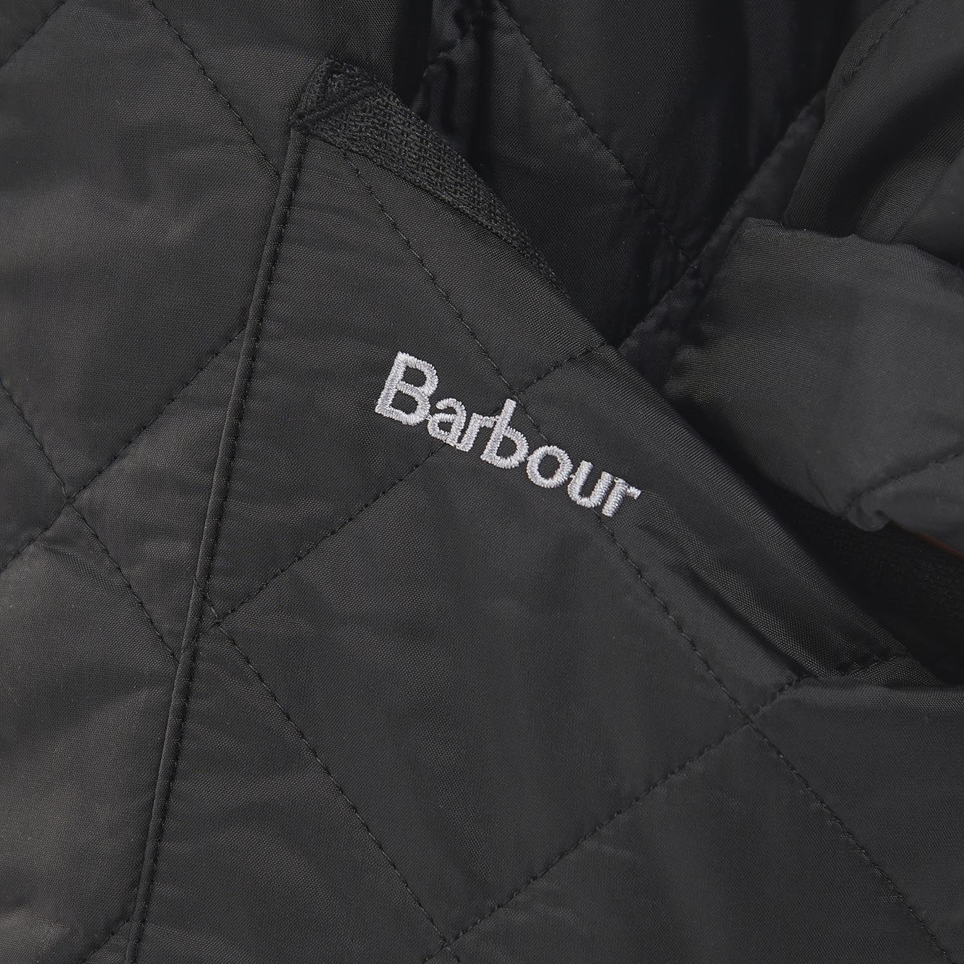 Barbour Erkek Çocuk Liddesdale Kapitone Ceket