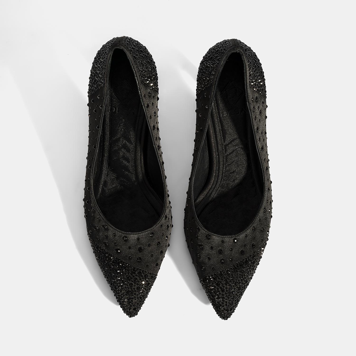 Kadın Siyah Taşlı Sivri Burunlu Topuklu Abiye Ayakkabı