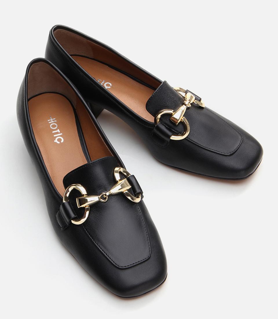 Kadın Deri Siyah Tokalı Loafer