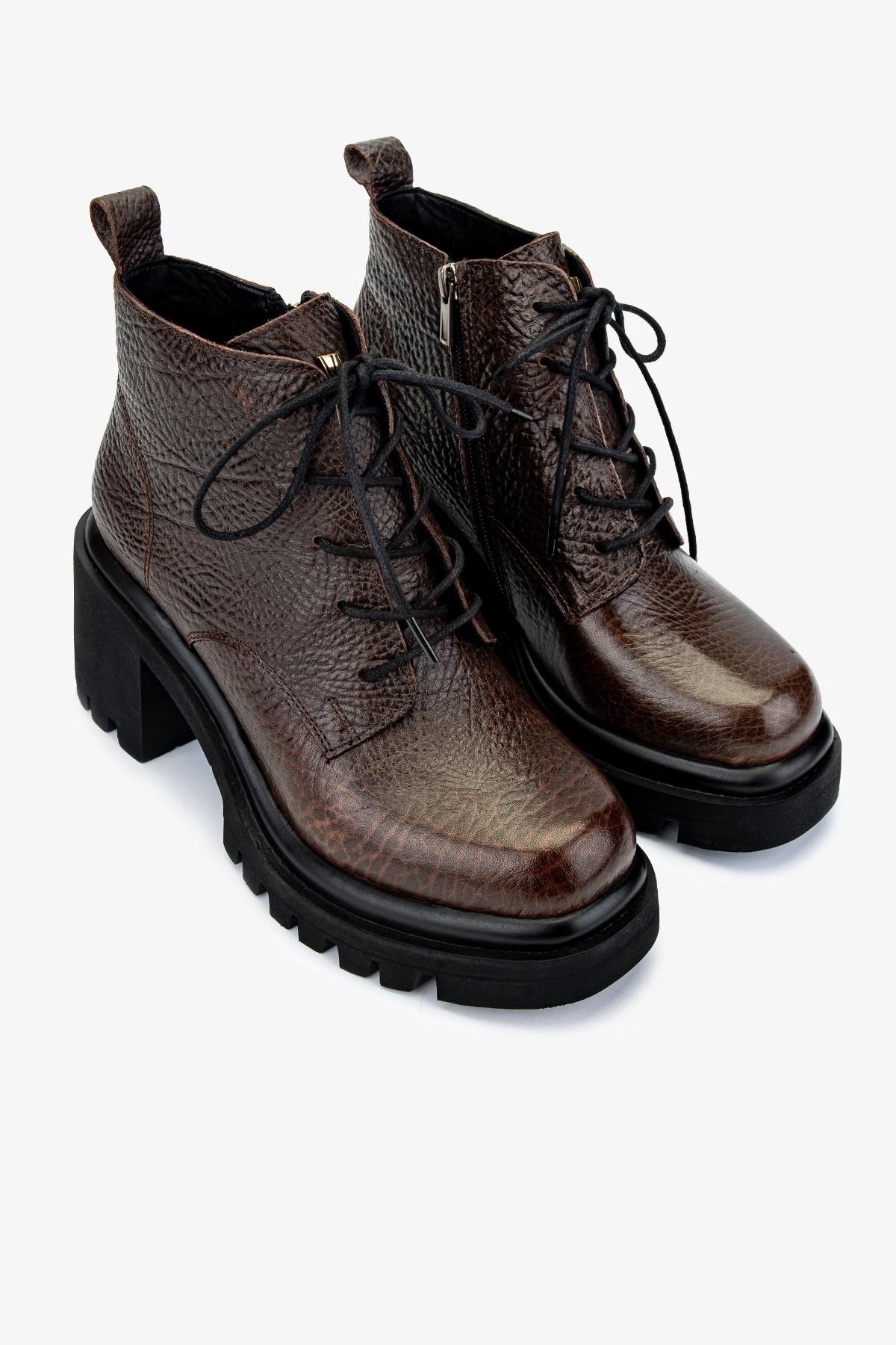 Valmenti Kadın Hakiki Deri Kahverengi Topuklu Bot