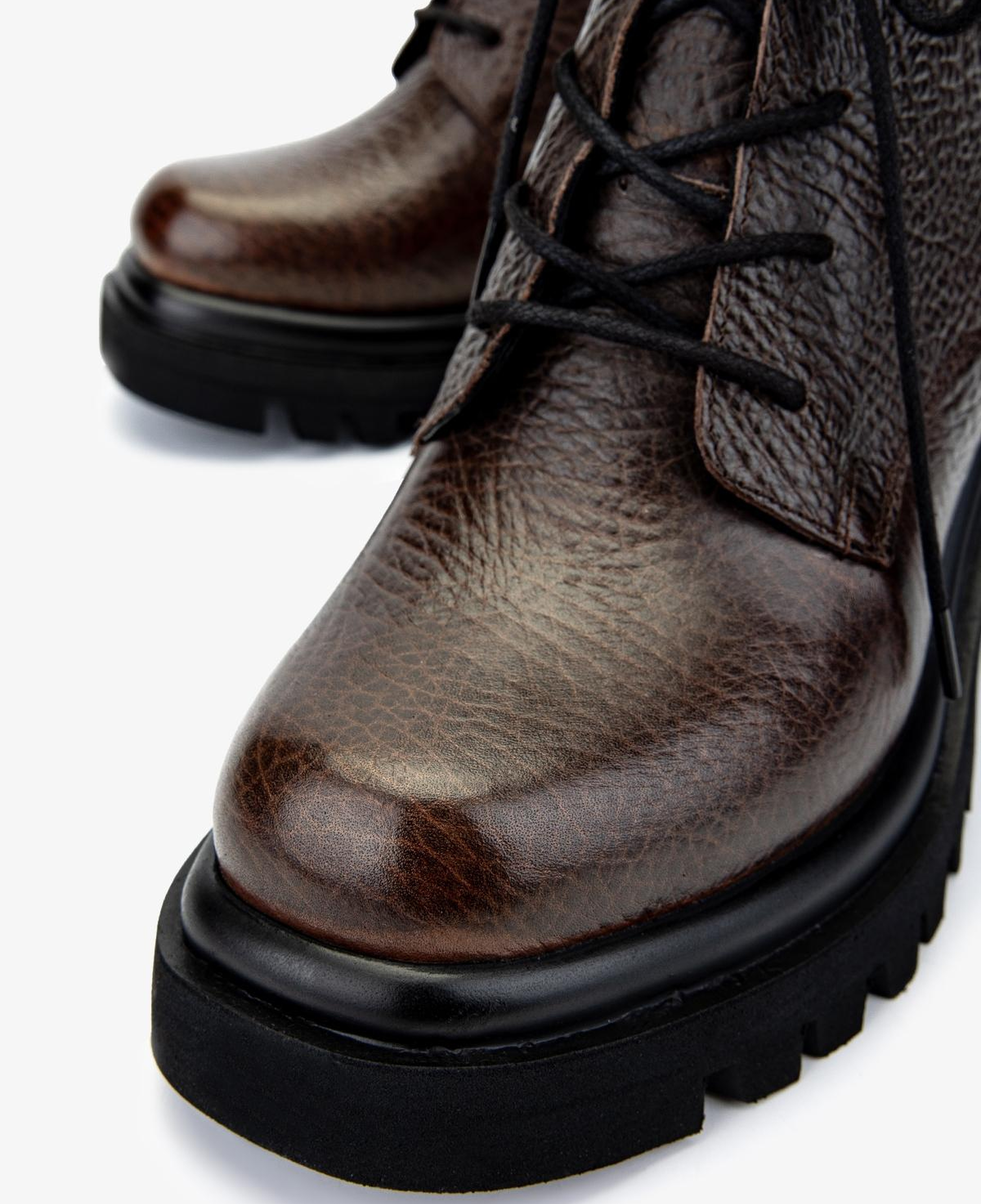 Valmenti Kadın Hakiki Deri Kahverengi Topuklu Bot