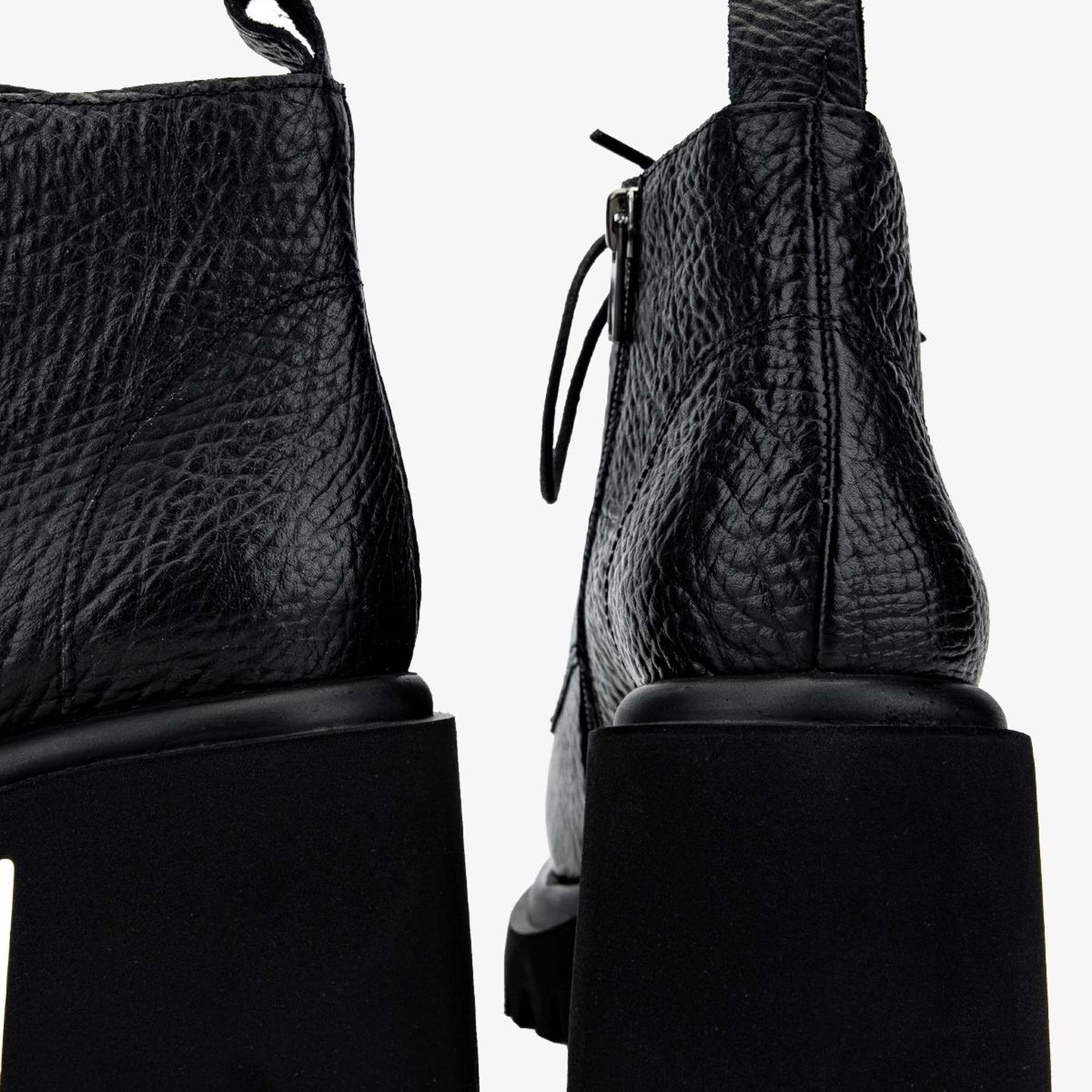 Valmenti Kadın Hakiki Deri Siyah Floter Topuklu Bot