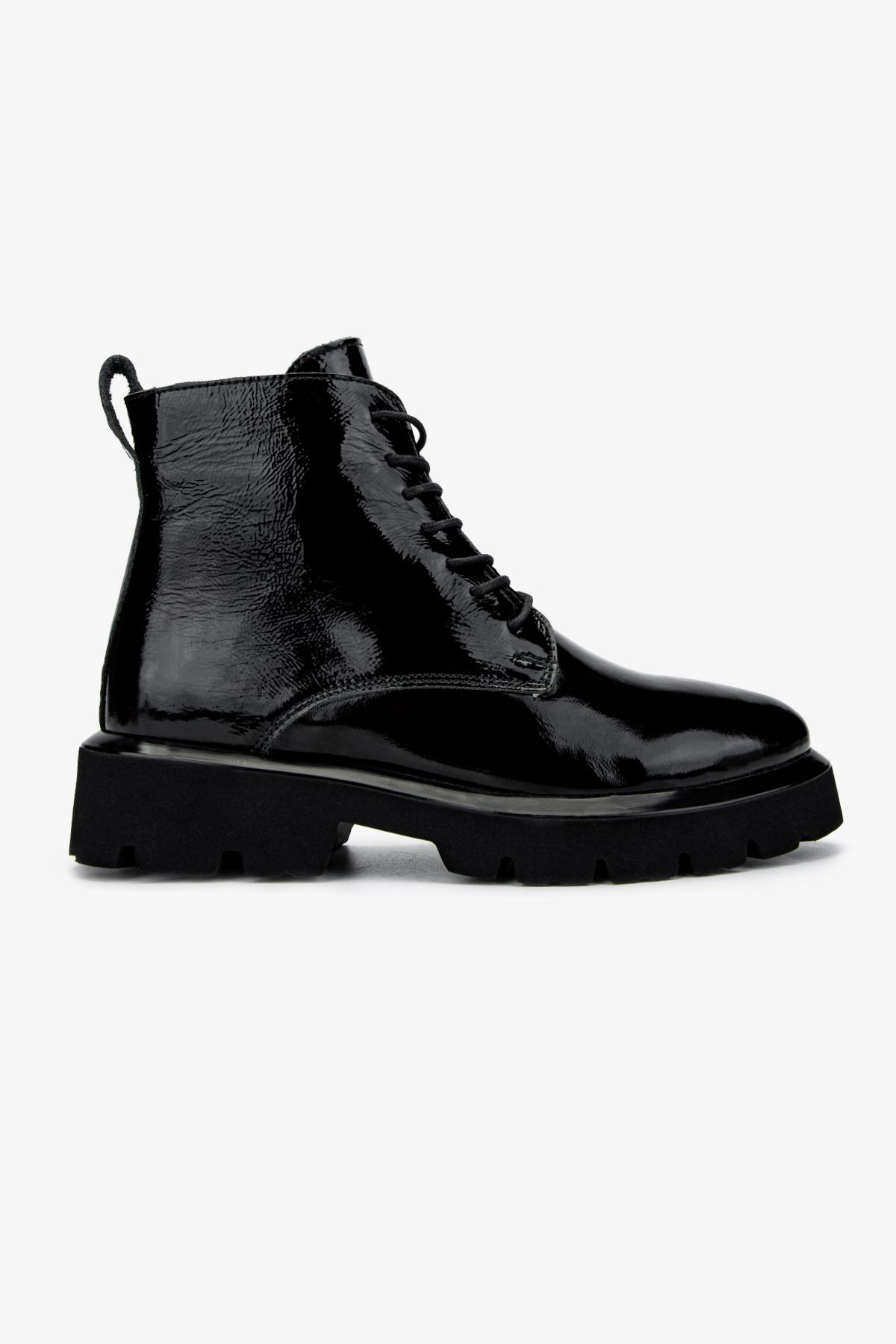 Valmenti Kadın Hakiki Deri Siyah Rugan Düz Bot