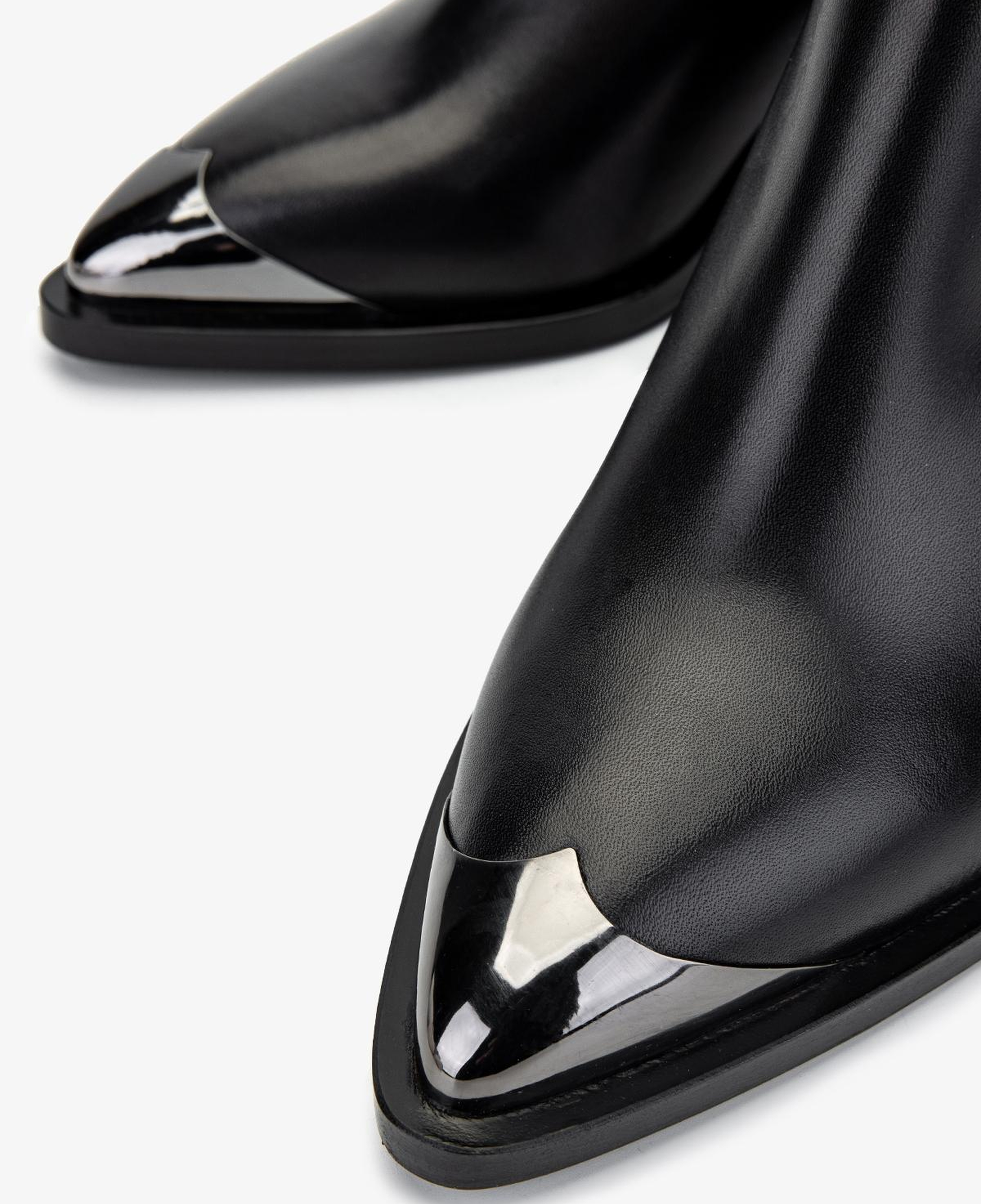 Valmenti Kadın Hakiki Deri Siyah Topuklu Bot