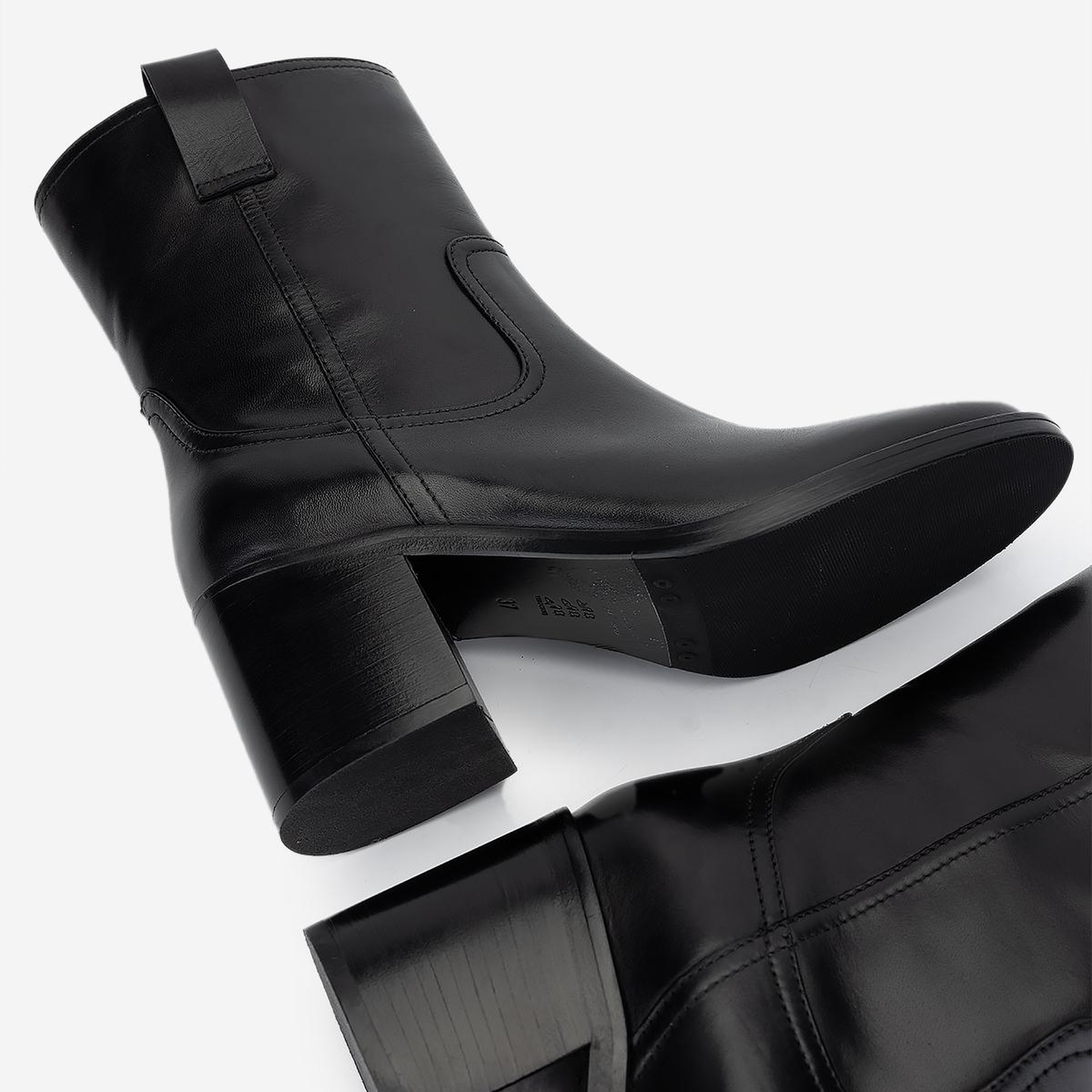 Valmenti Kadın Hakiki Deri Siyah Topuklu Bot