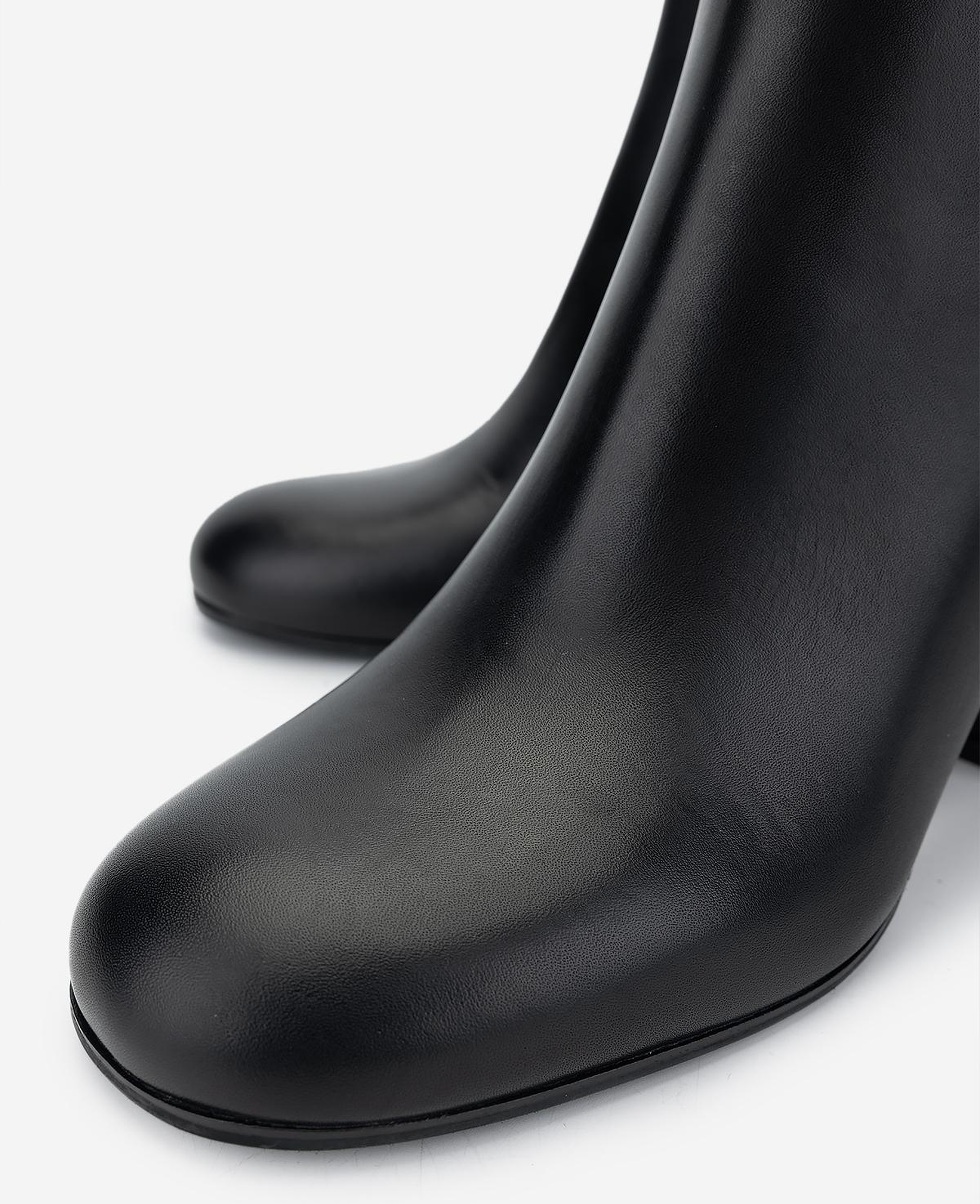 Valmenti Kadın Hakiki Deri Siyah Topuklu Bot