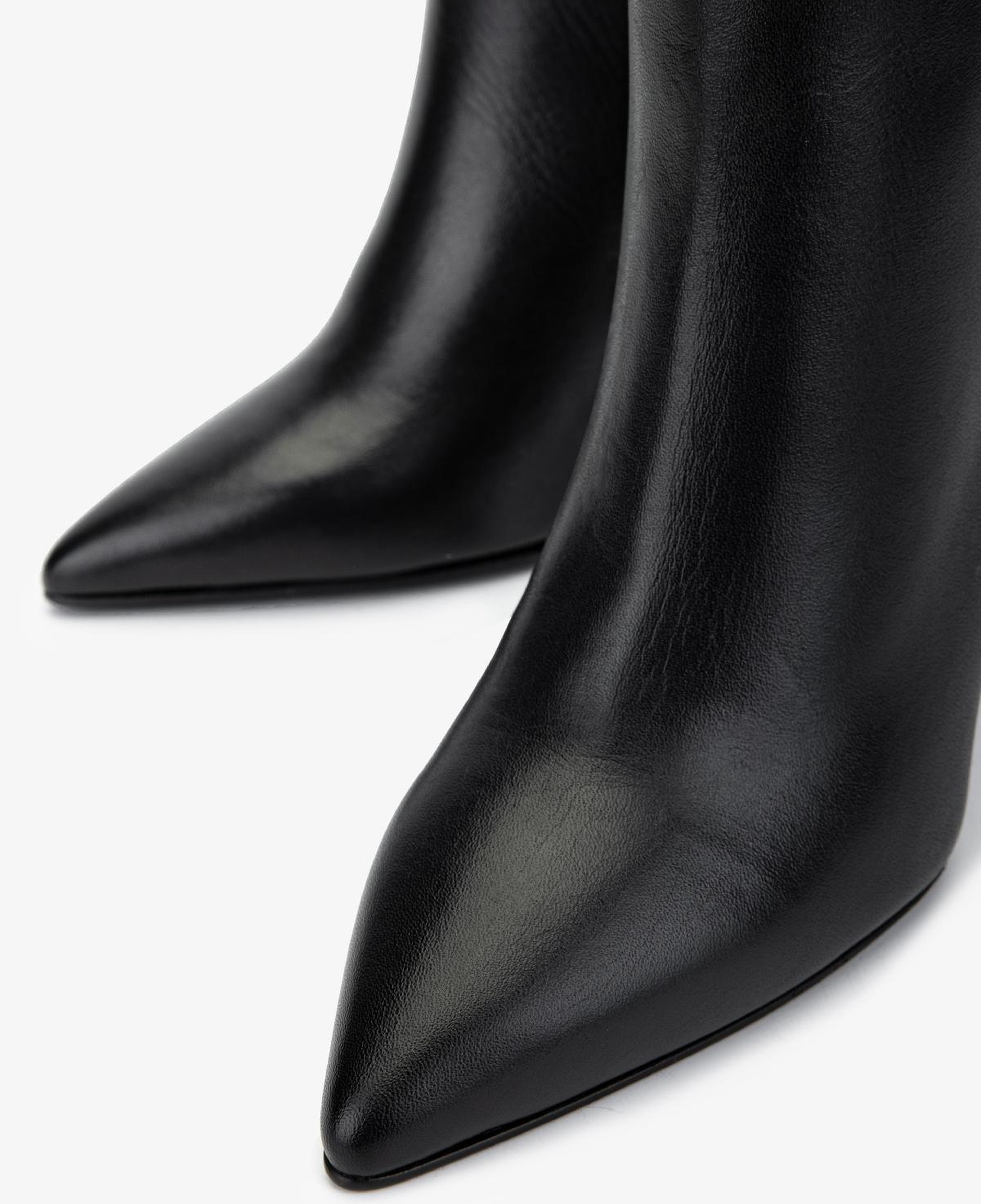 Valmenti Kadın Hakiki Deri Siyah Topuklu Bot