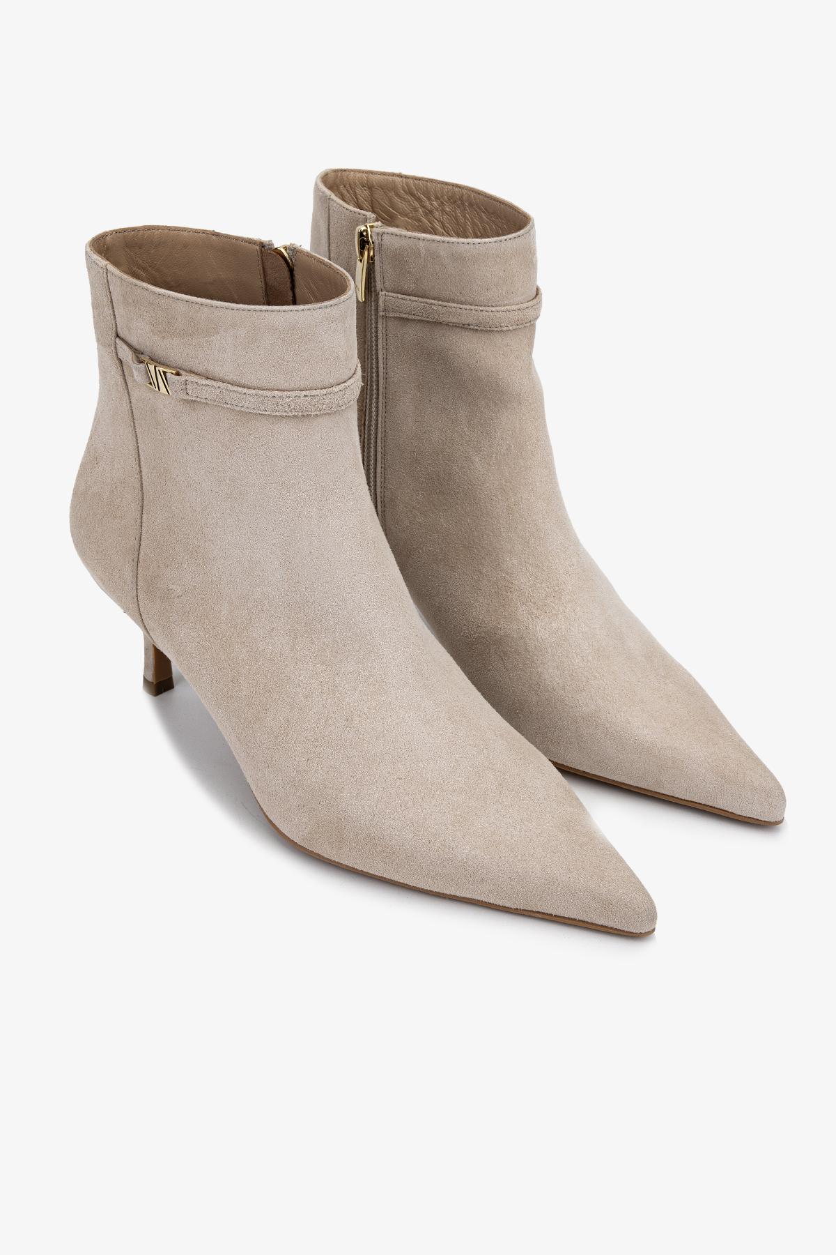 Valmenti Kadın Hakiki Deri Bej Süet Topuklu Bot