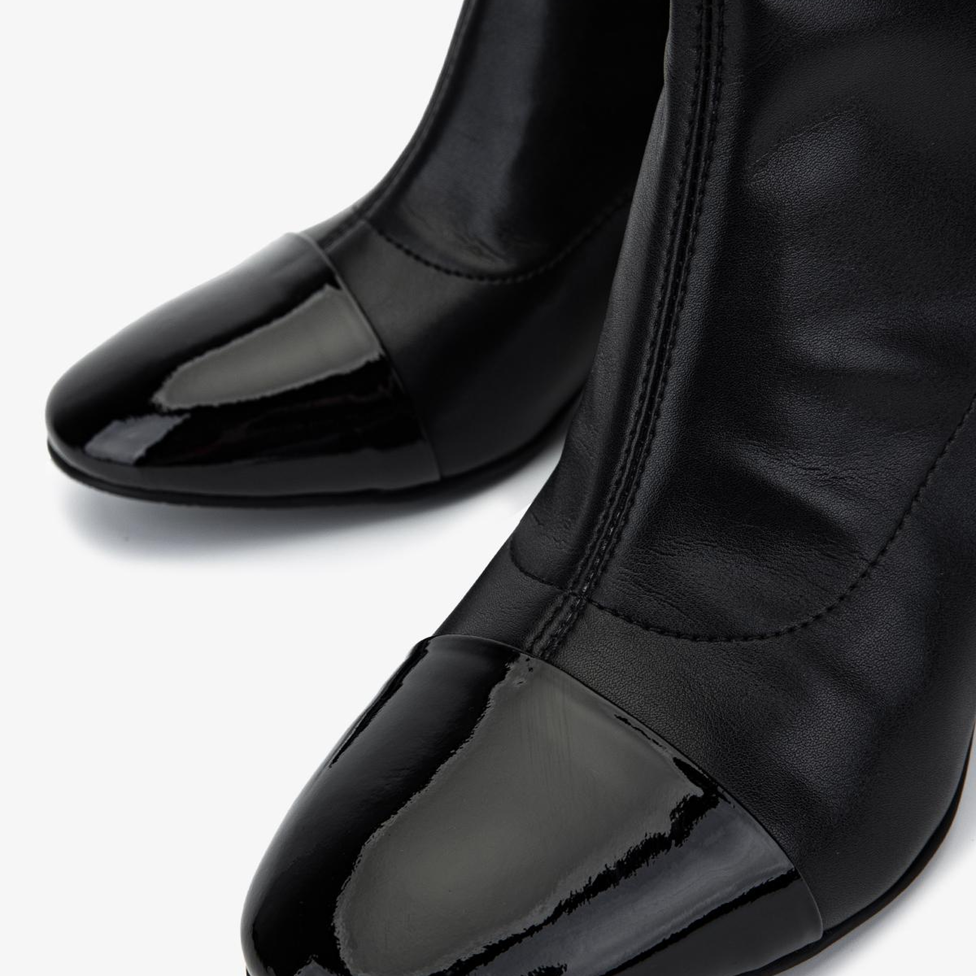 Valmenti Kadın Deri & Suni Siyah Topuklu Bot