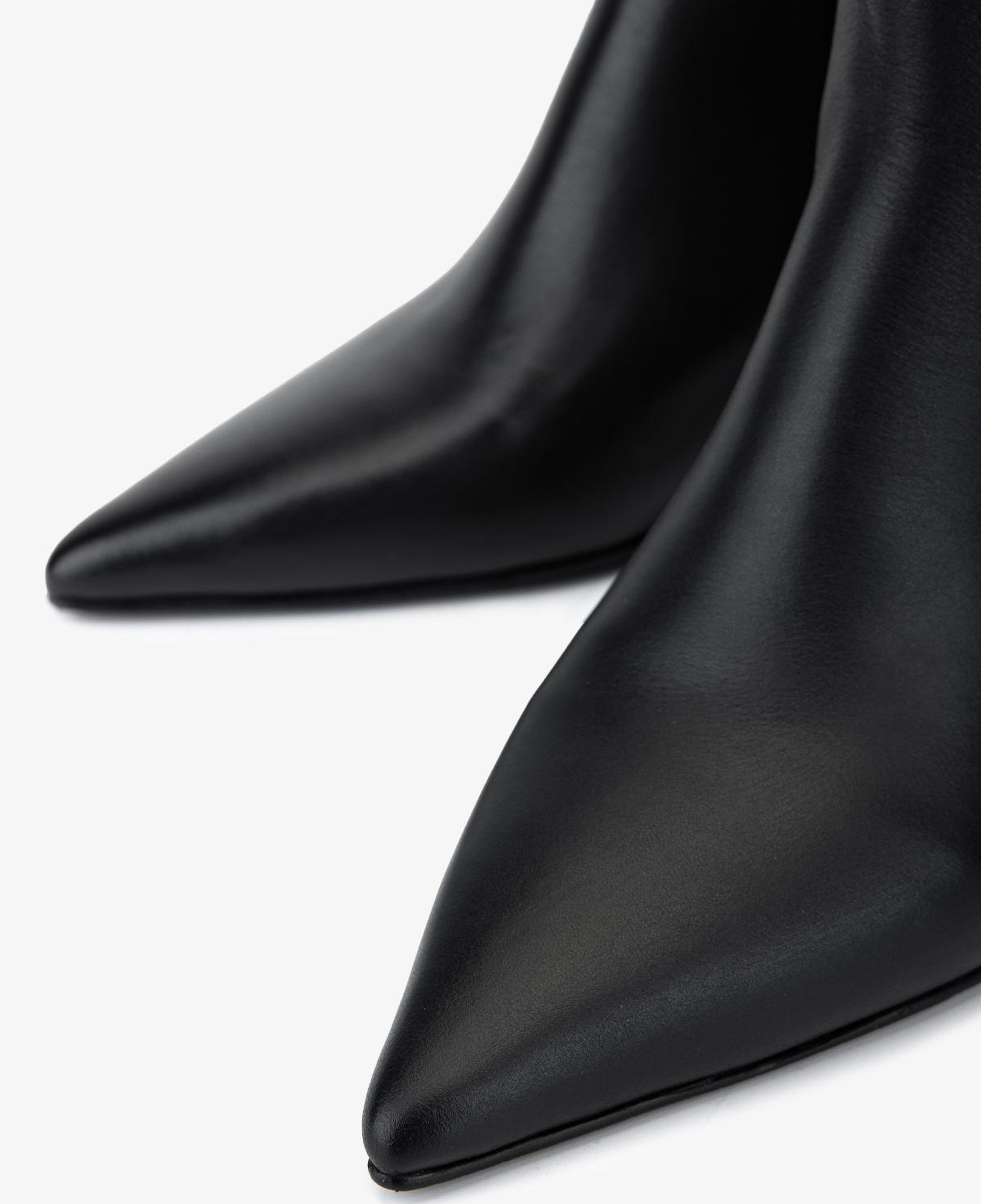 Valmenti Kadın Hakiki Deri Siyah Deri Topuklu Bot