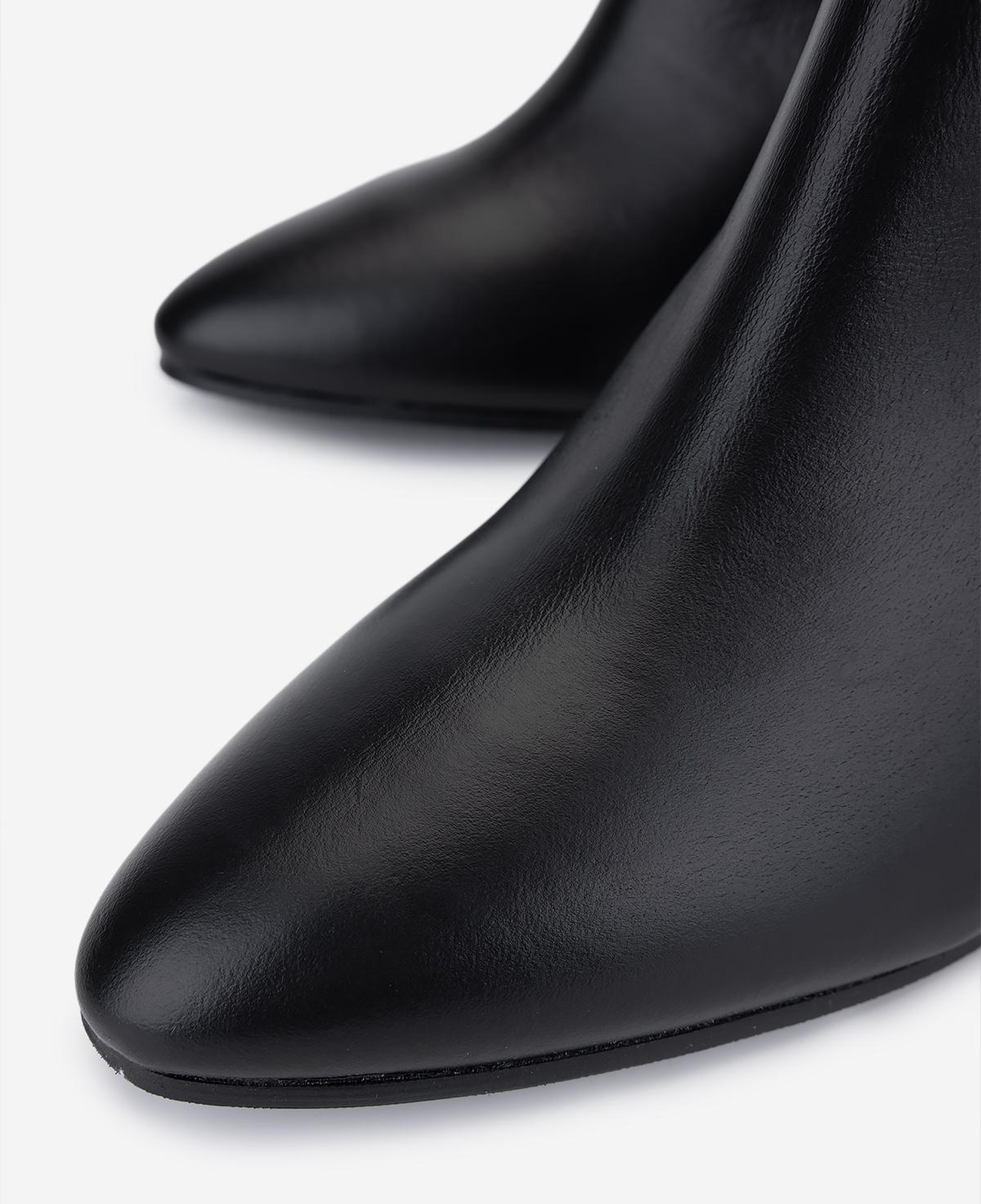 Valmenti Kadın Hakiki Deri Siyah Topuklu Bot