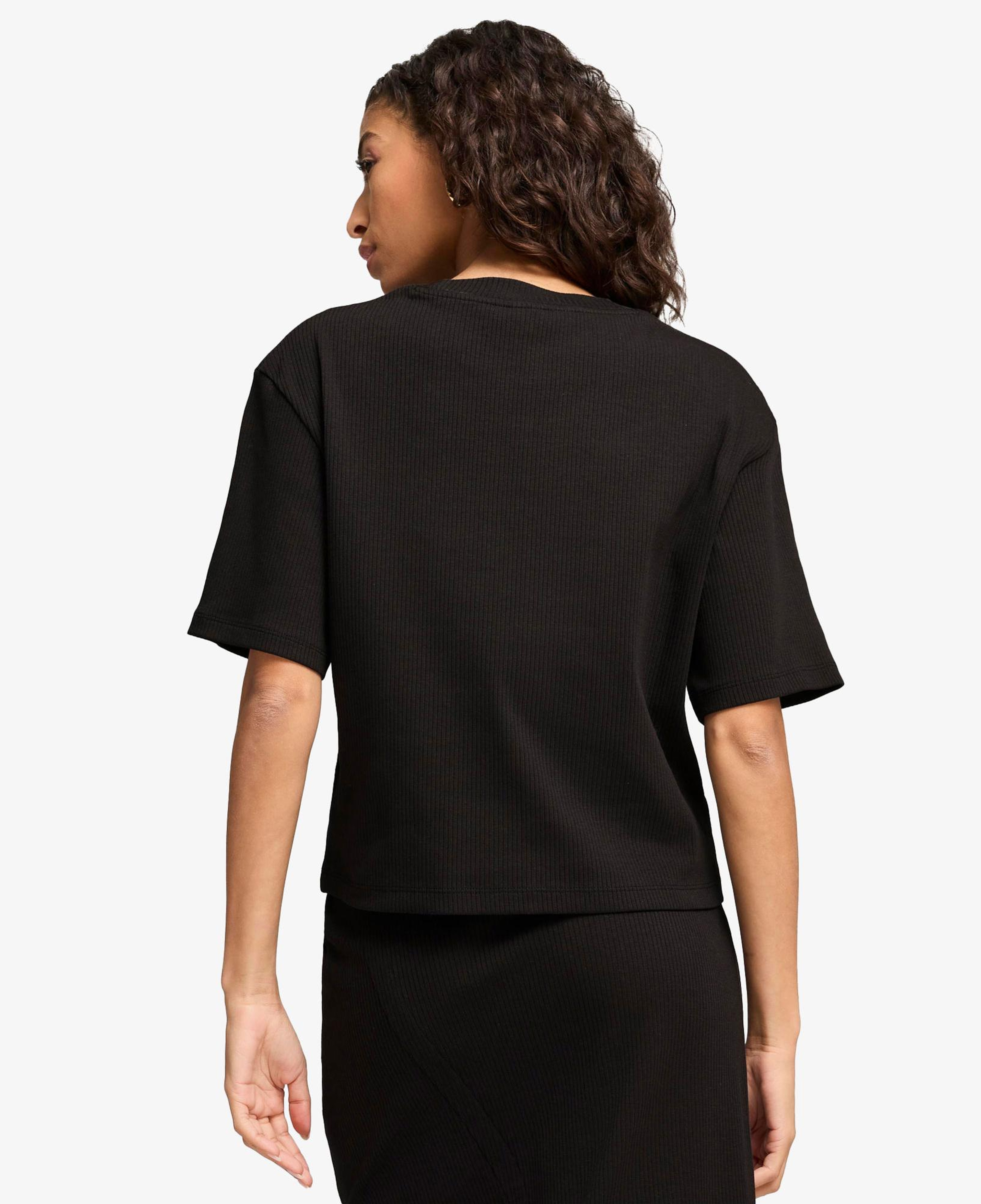 Puma Classıcs Ribbed Relaxed Kadın Siyah T-Shirt