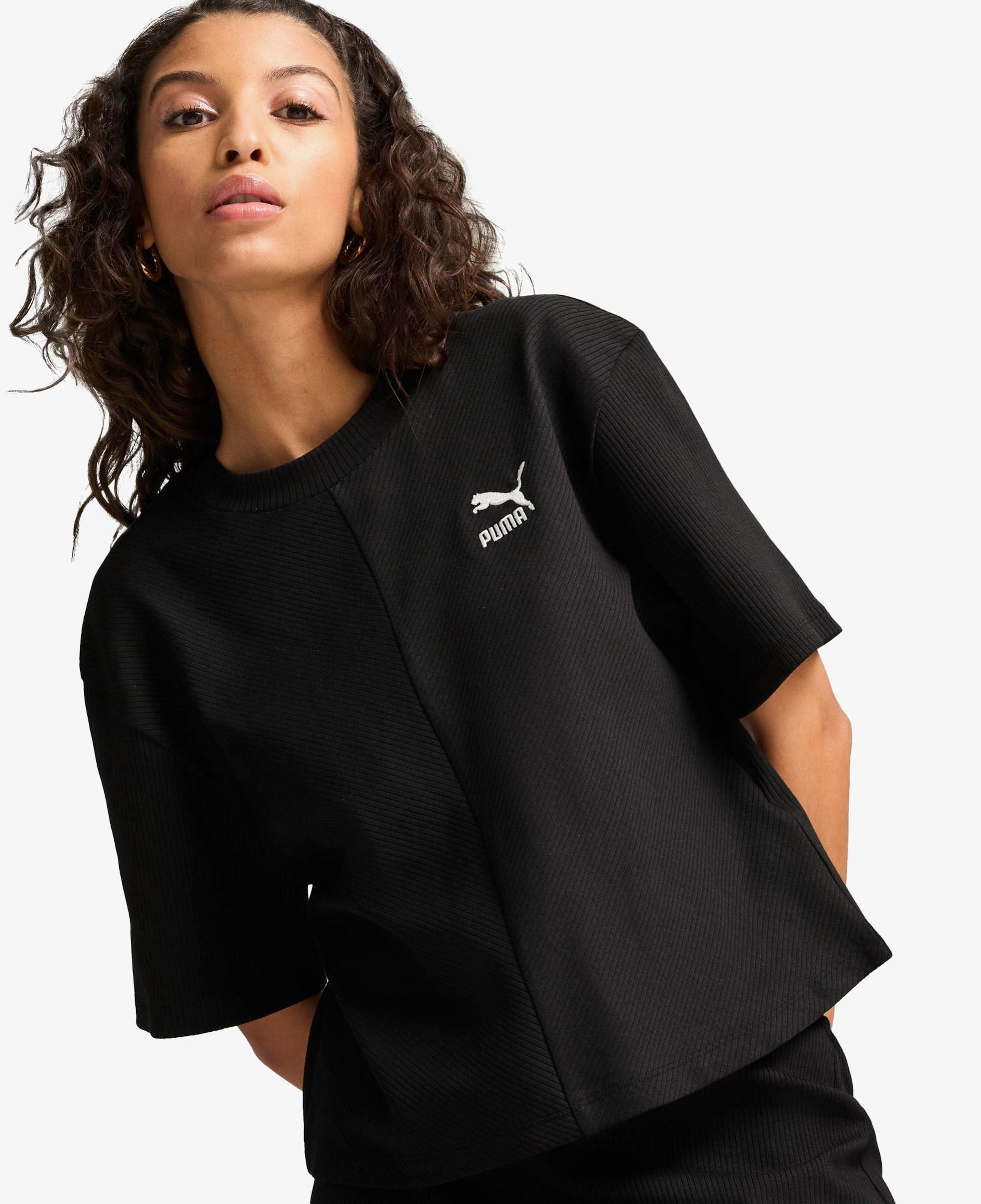 Puma Classıcs Ribbed Relaxed Kadın Siyah T-Shirt